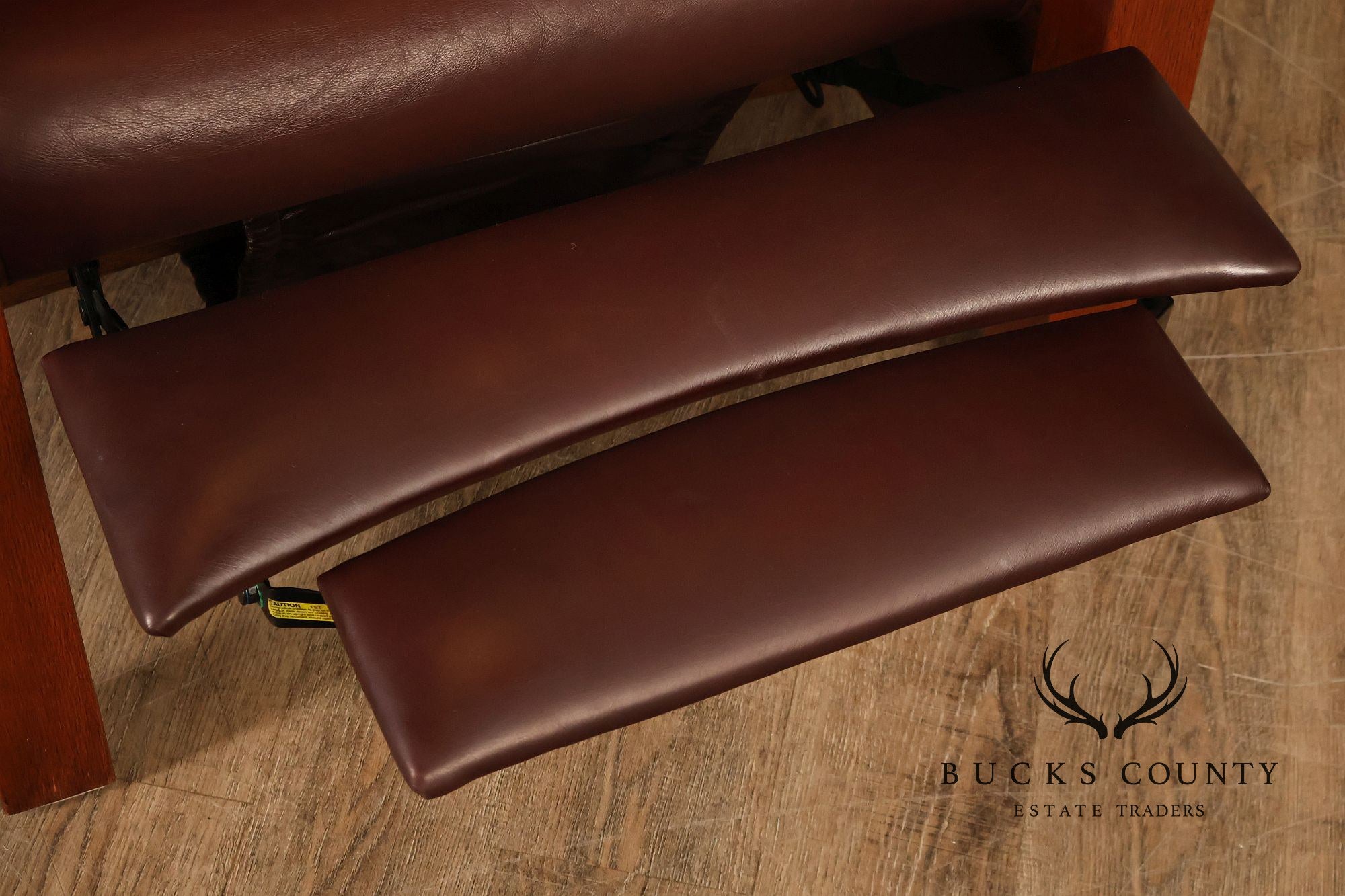 Stickley Mission Collection Pair Of Oak Bow Arm Morris Chair Recliners