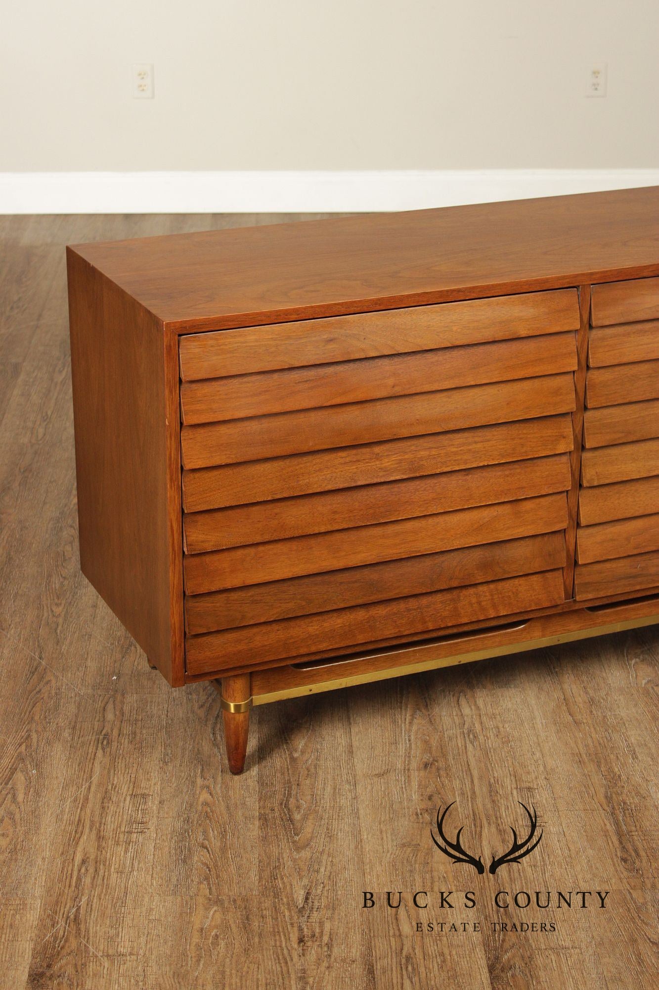 Merton Gershun For American Of Martinsville Mid-Century Modern Walnut Dresser