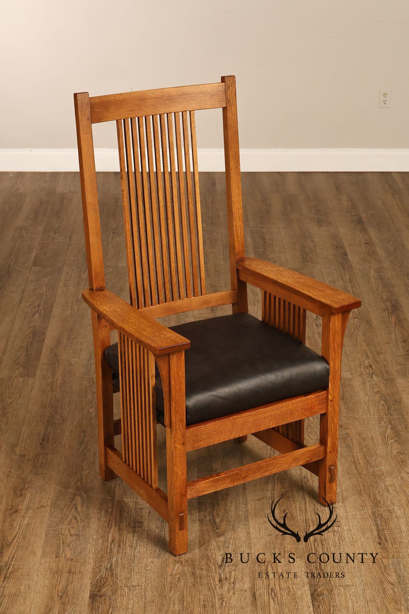 Stickley Mission Collection Set of Eight Oak Spindle Dining Chairs