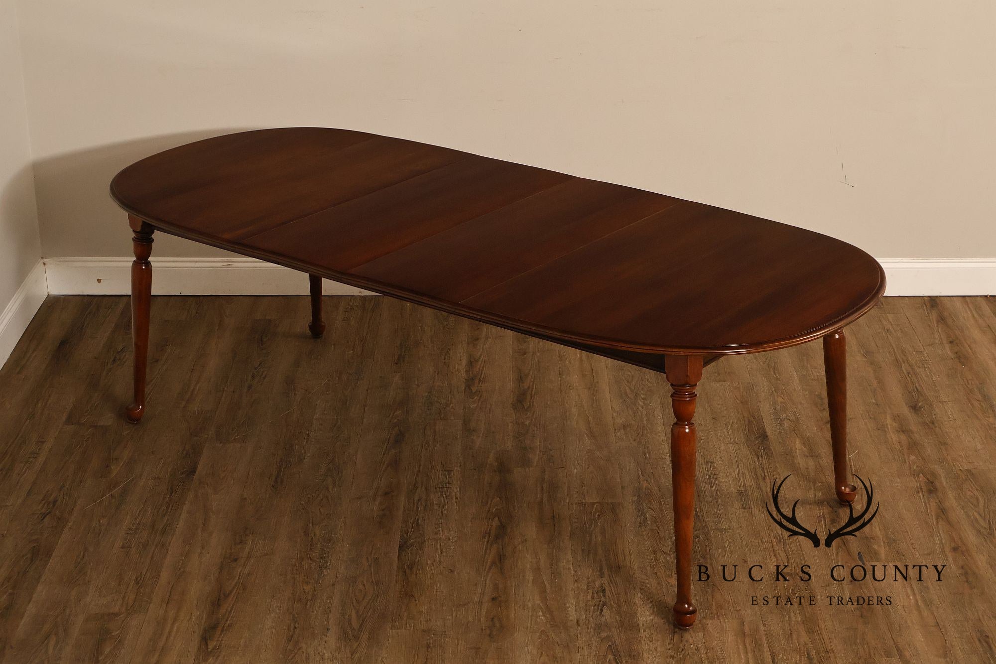 Ethan Allen Georgian Court Vintage Traditional Cherry Dining Table