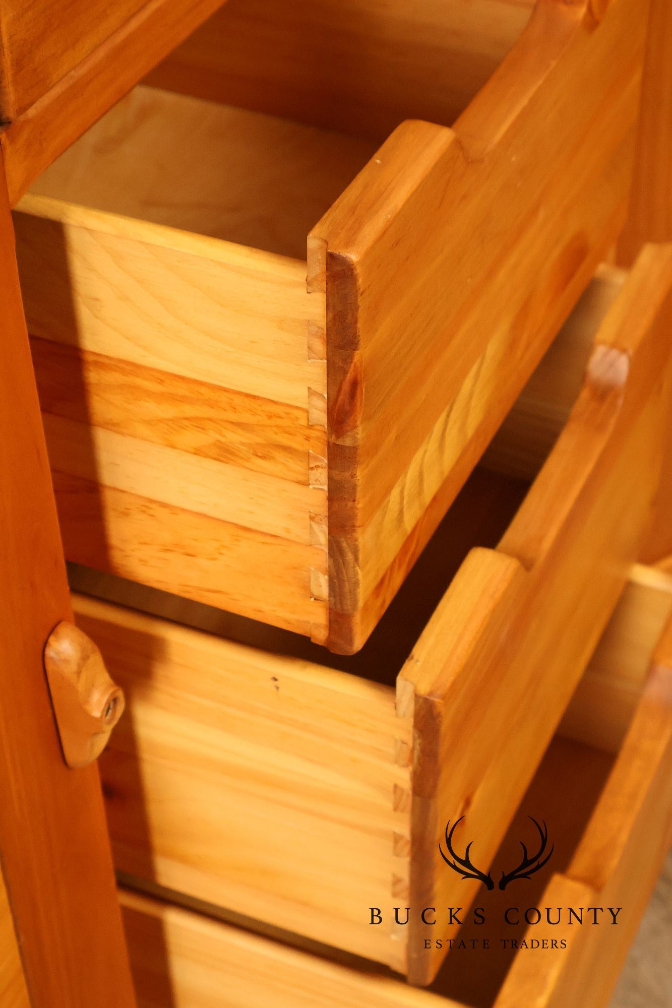 Ethan Allen Country Craftsman Pine Dresser