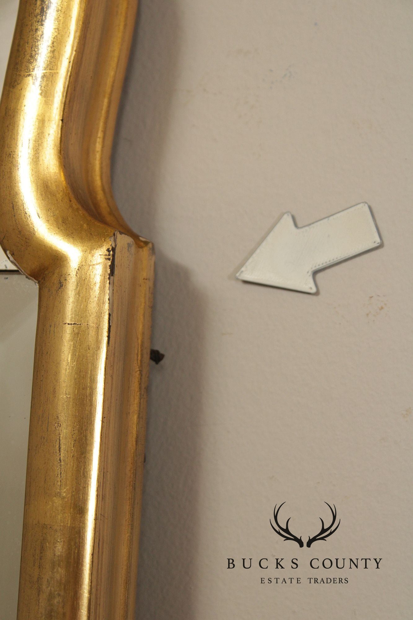 Queen Anne Style Gilt Frame Looking Glass Wall Mirror