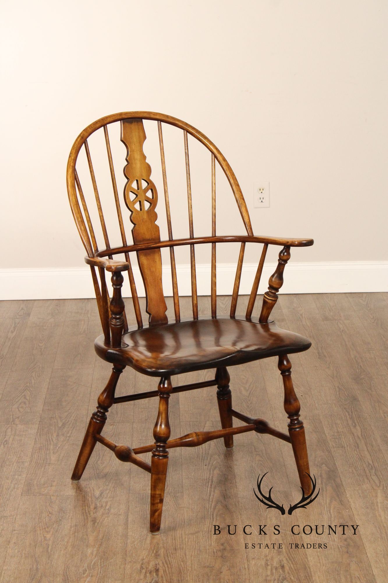 Custom Crafted Set Of 8 English Windsor Dining Chairs