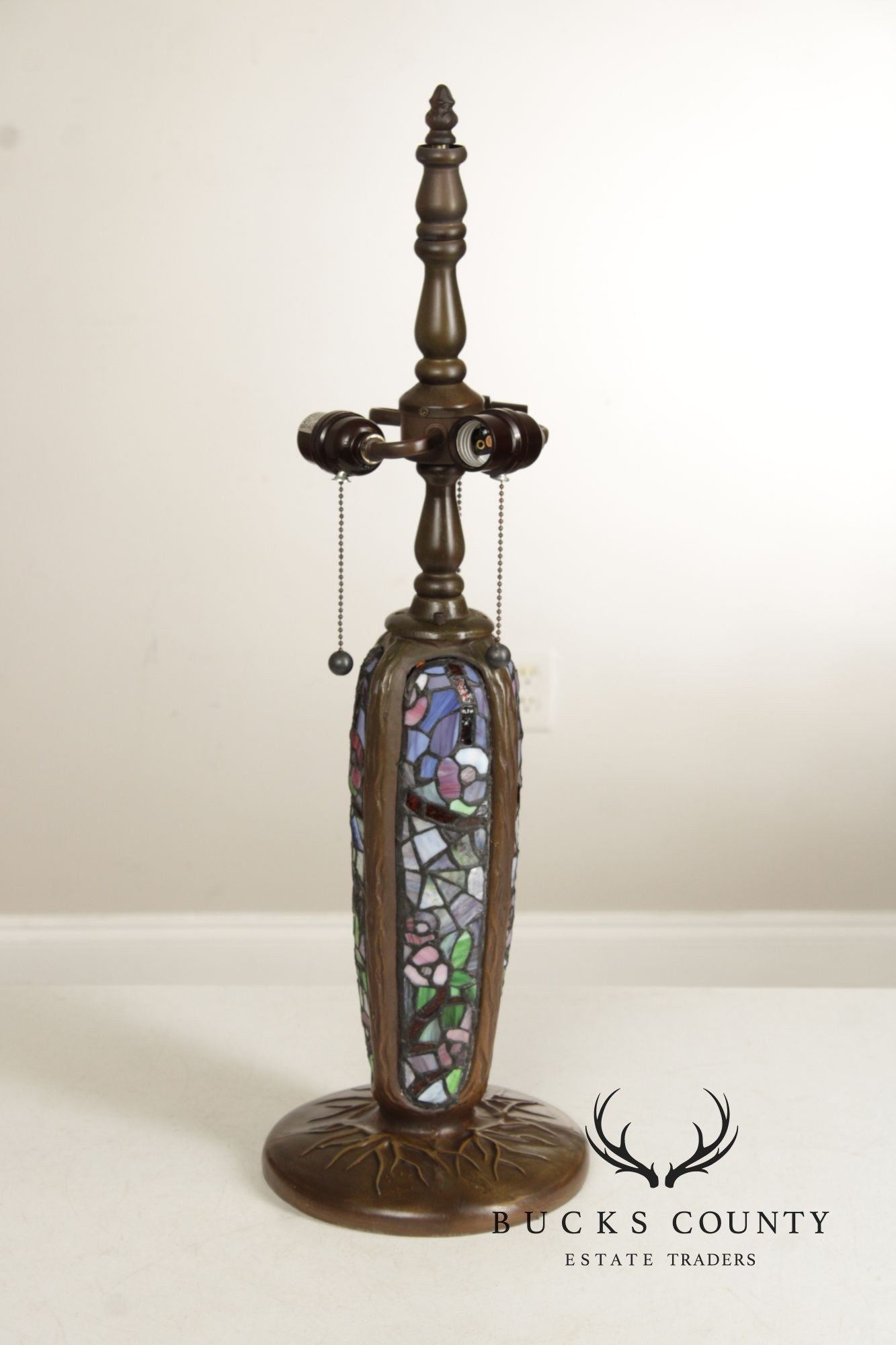 Tiffany Style Art Glass Table Lamp
