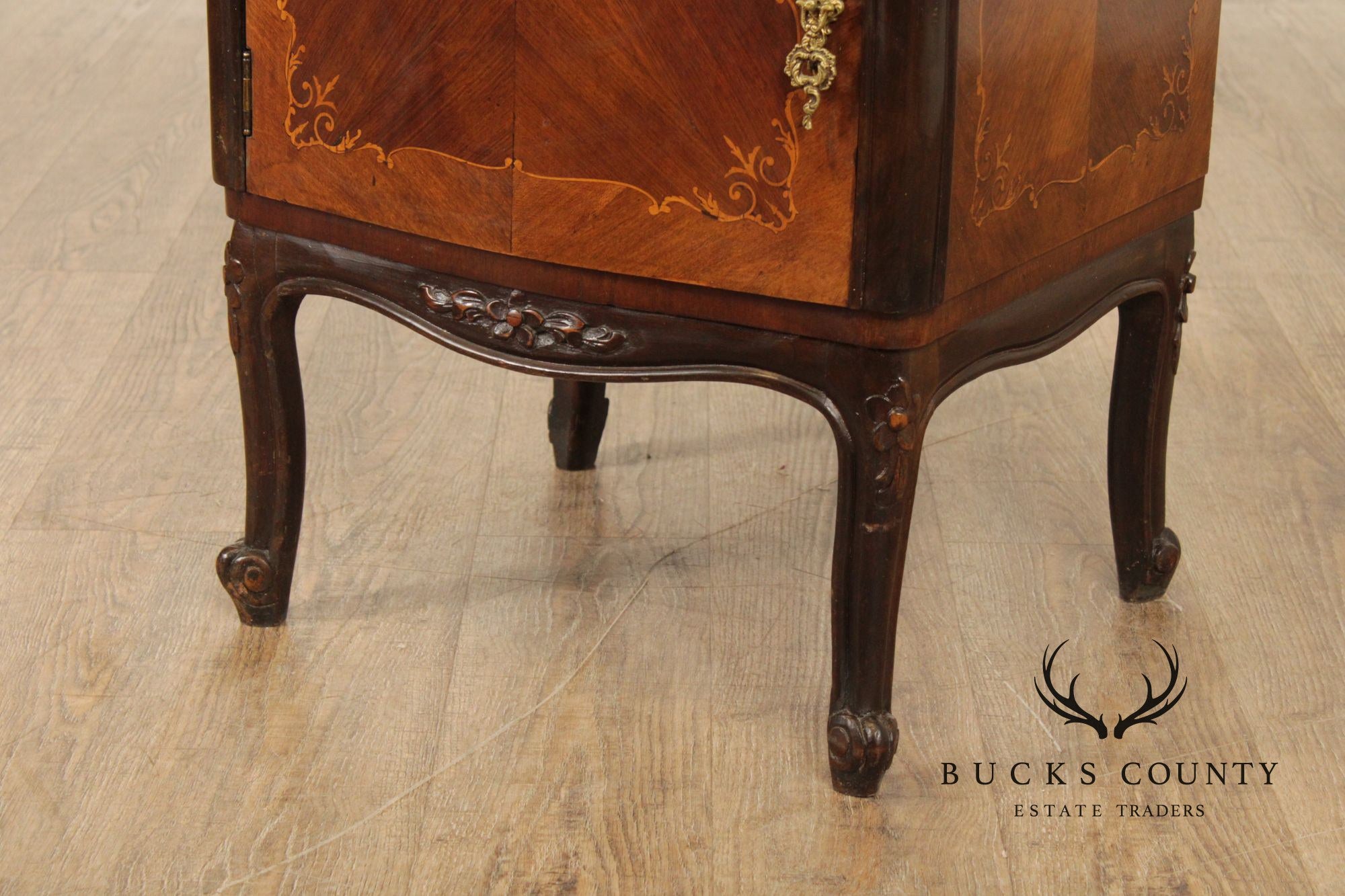 Italian Rococo Style Pair of Marble Top Nightstands