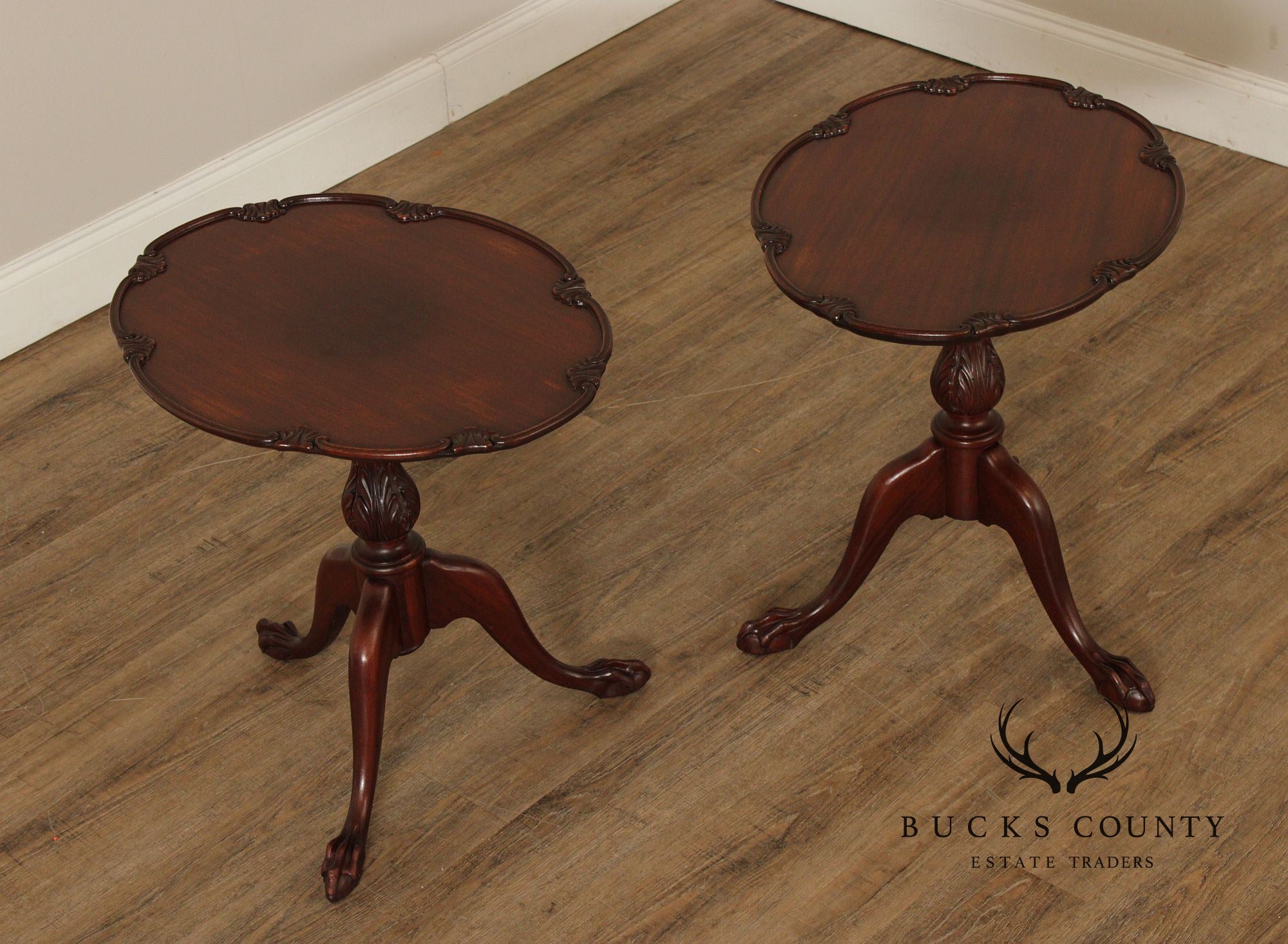 1940's Georgian Style Pair of Mahogany Tilt-Top Pedestal Tables