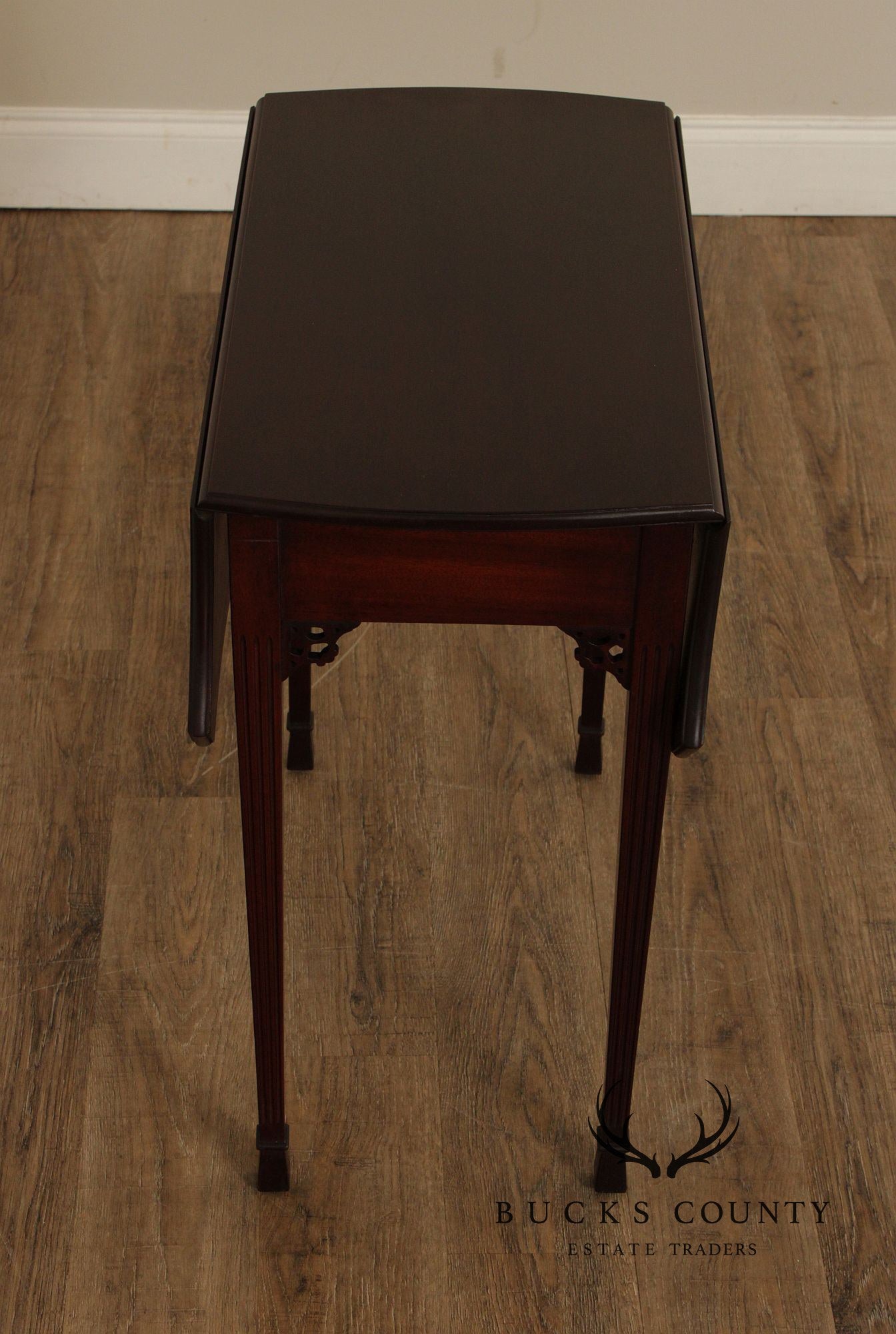 Ellwood Souder & Sons Collector's Group 1930's Mahogany Pembroke Table