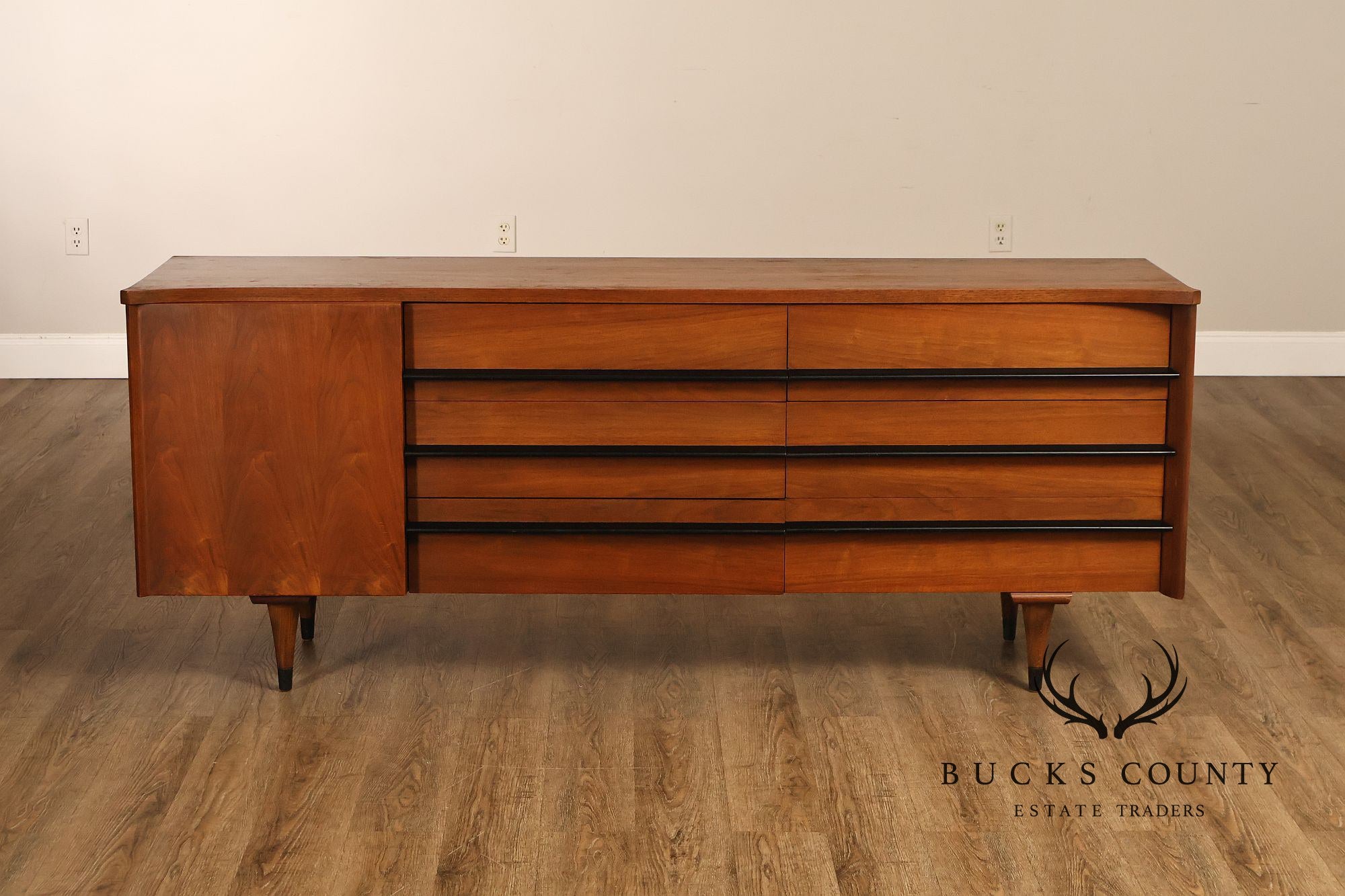 American of Martinsville Mid Century Modern Walnut Chest of Drawers