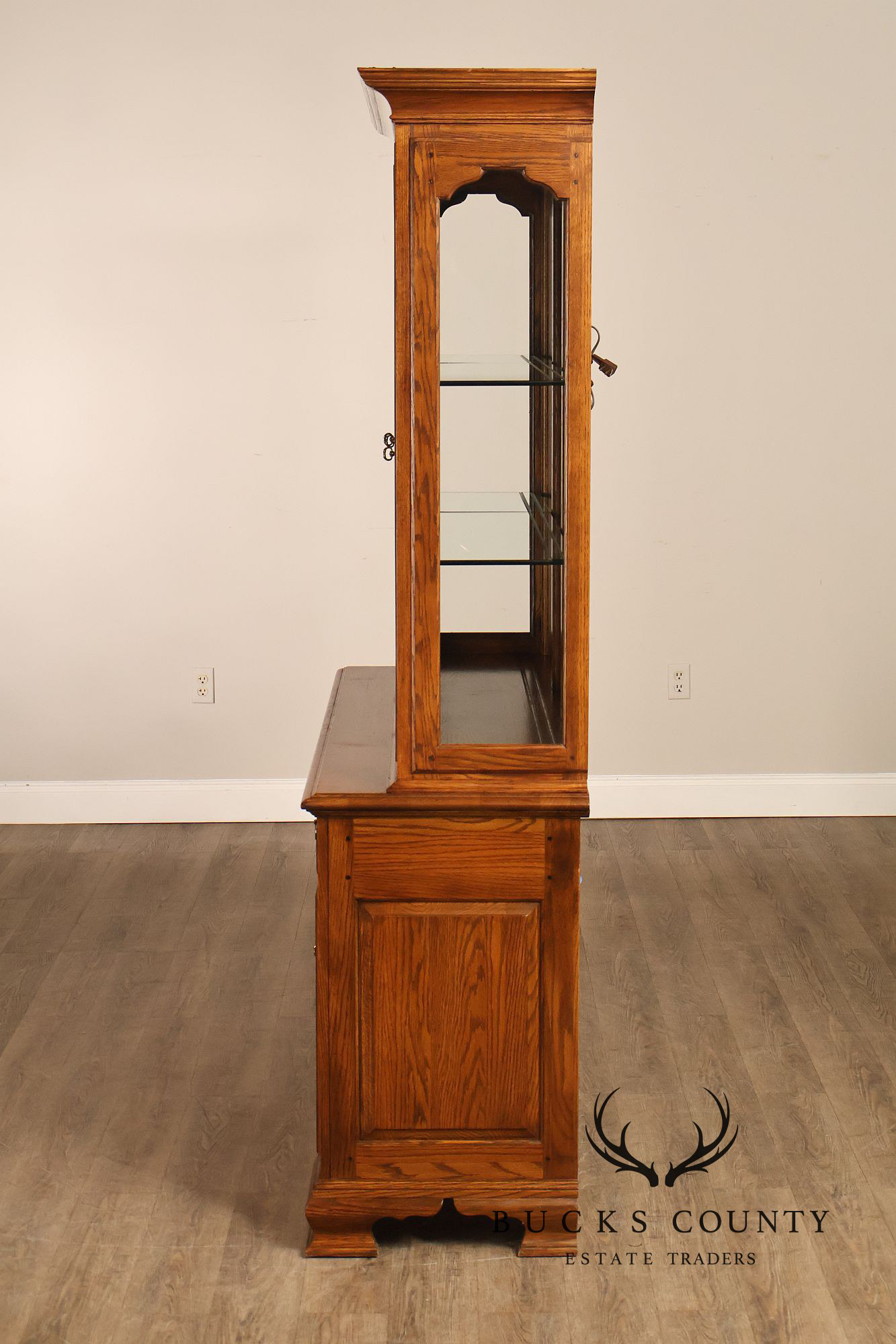 Ethan Allen Traditional Oak Lighted China Cabinet