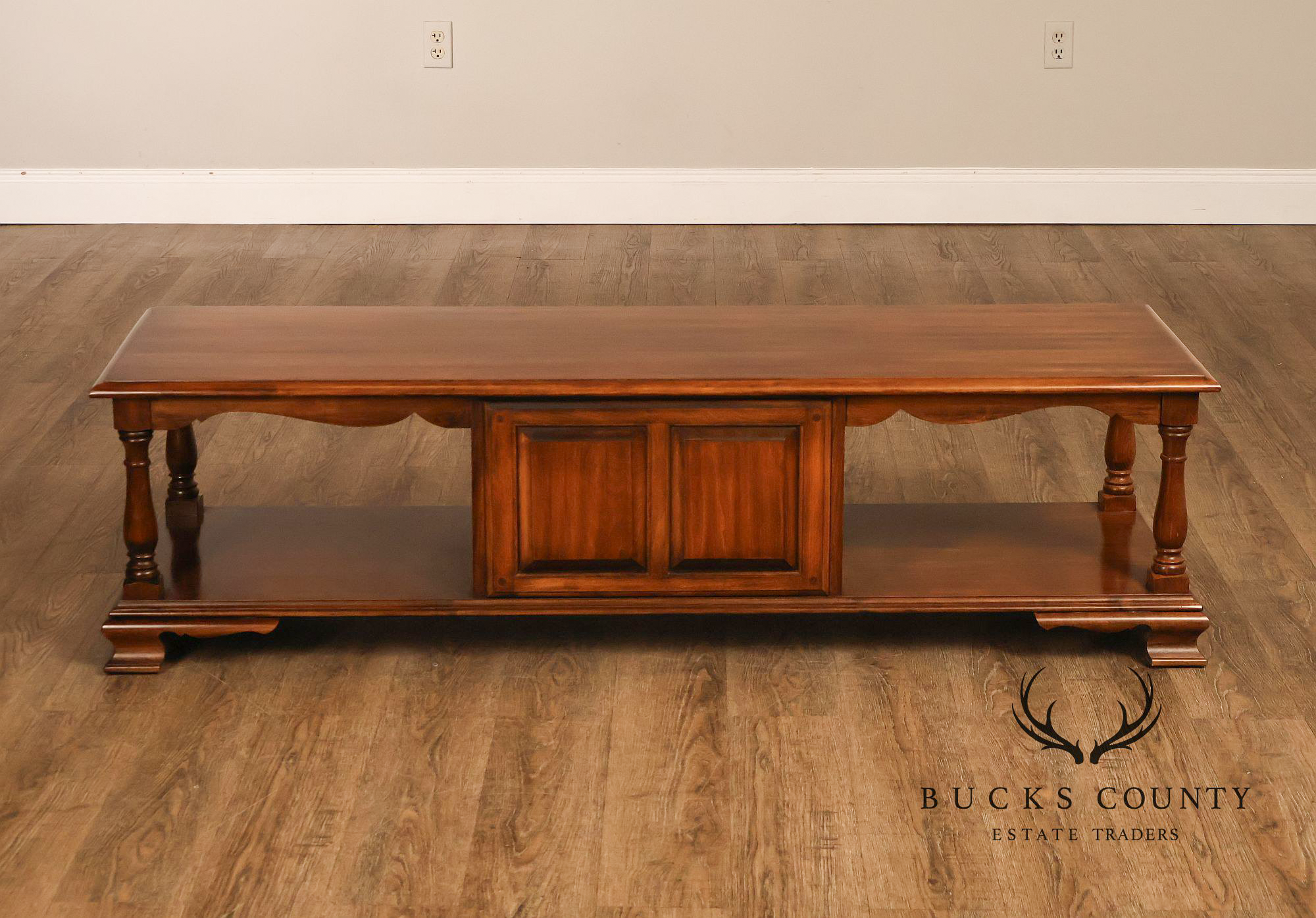 Pennsylvania House Traditional Style Vintage Maple Long Coffee Table With Cabinet Storage