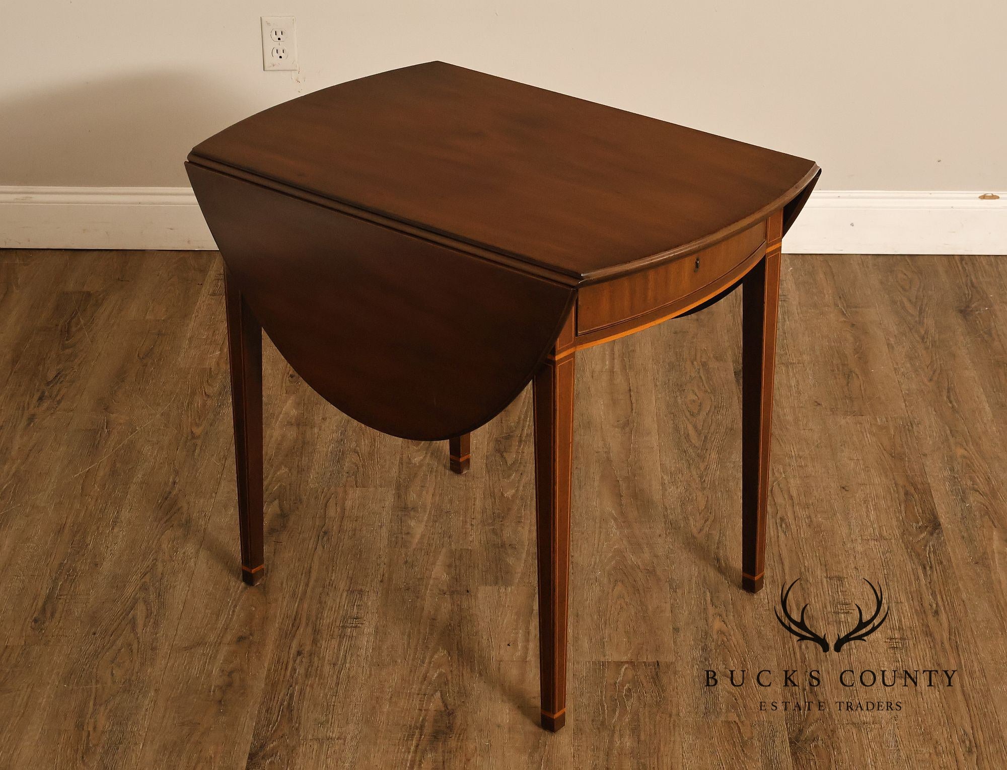 Kittinger Colonial Williamsburg Mahogany Pembroke Table