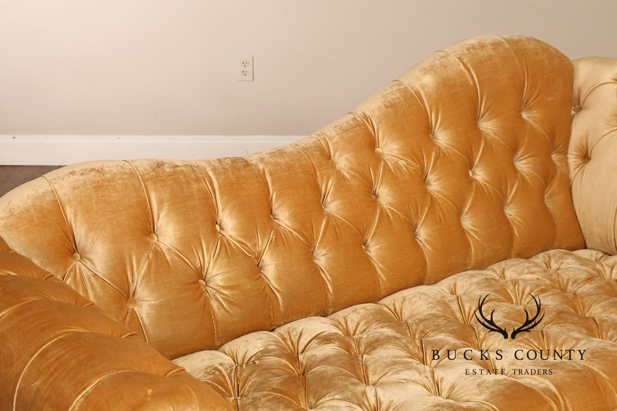 EJ Victor Victorian Revival Pair of Serpentine Tufted Velvet Sofas