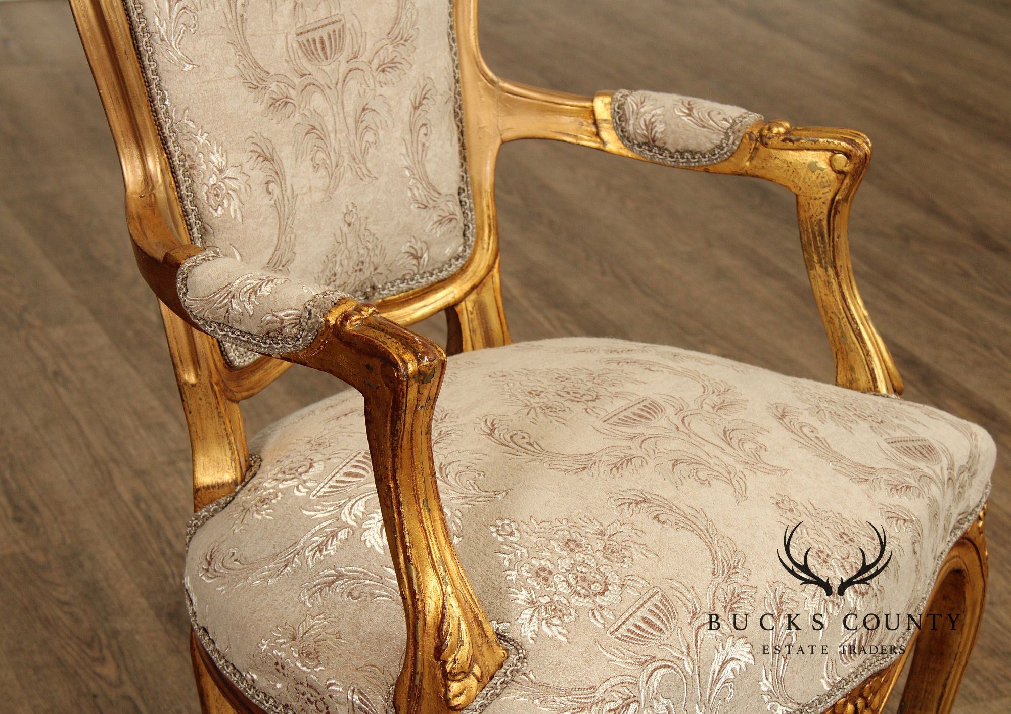 French Louis XV Style Pair of Giltwood Fauteuil Armchairs