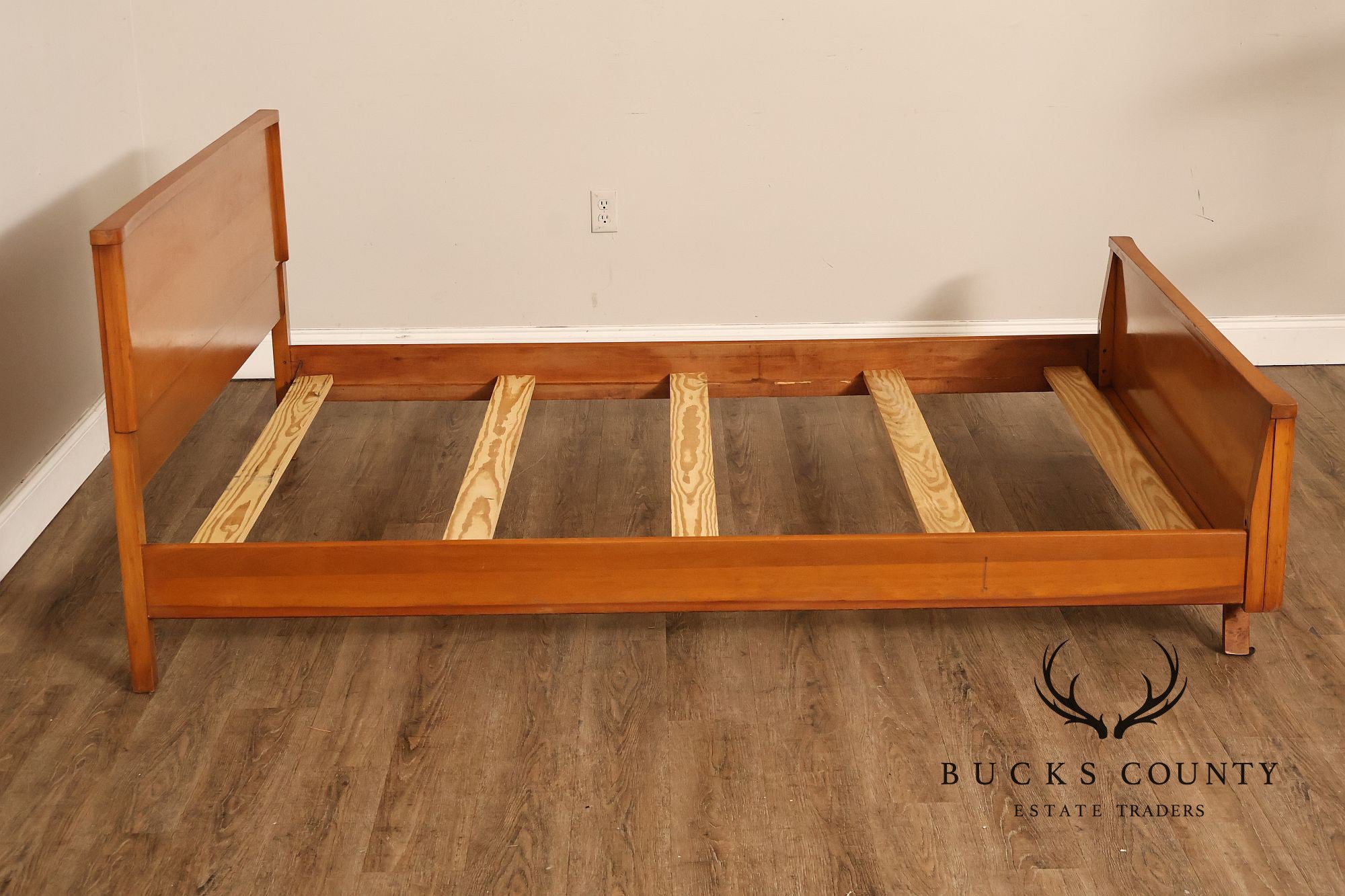 Kent-Coffey Mid Century Modern Solid Wood Full Size Bed