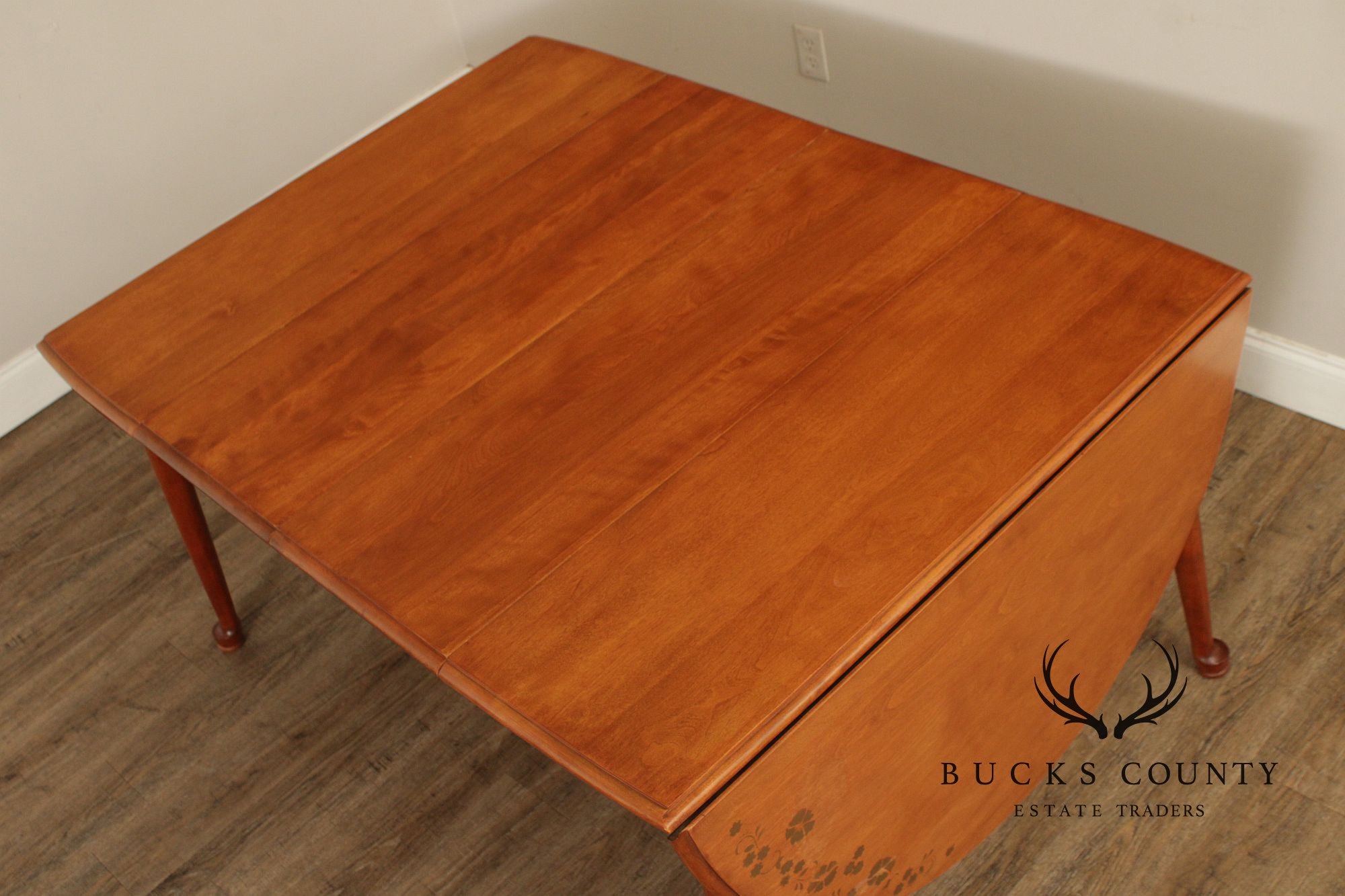 Vintage Cushman Colonial Creations Maple Drop Leaf Dining Table With 2 Leaves