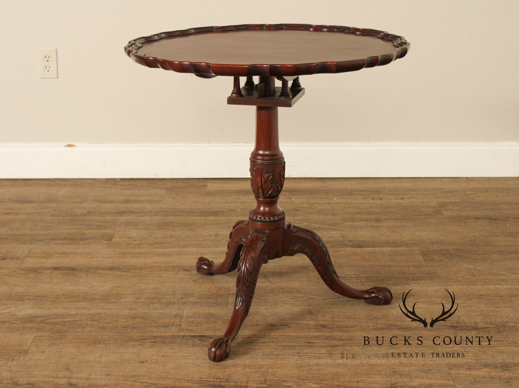 Henkel Harris Chippendale Style Mahogany Tilt Top Tea Table