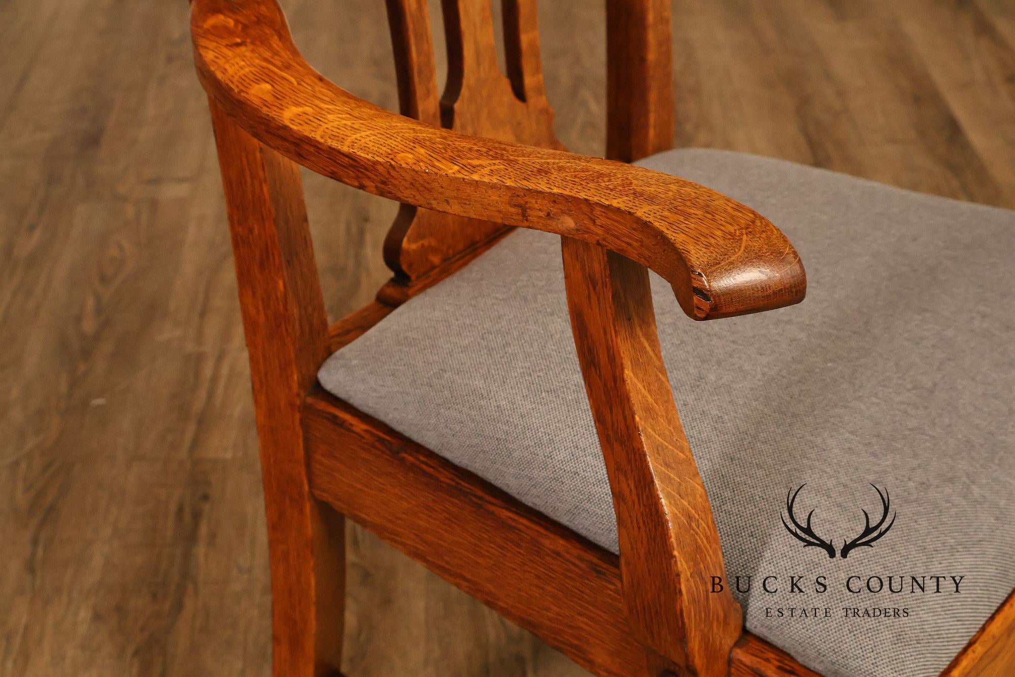 Renaissance Revival Set of Five Carved Oak Dining Chairs