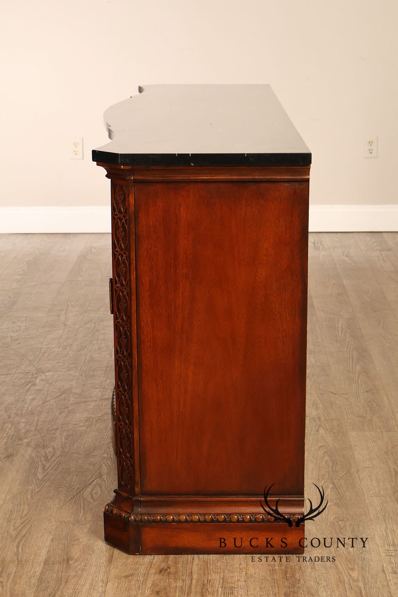 Universal Furniture Georgian S995tyle Marble Top Buffet Sideboard