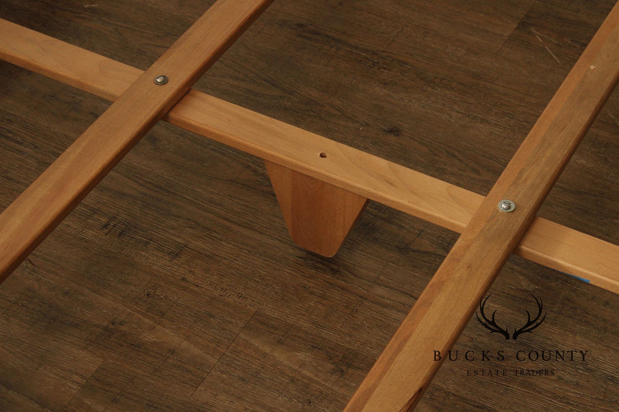 ETHAN ALLEN ‘NEW COUNTRY’ MAPLE QUEEN SLEIGH BED