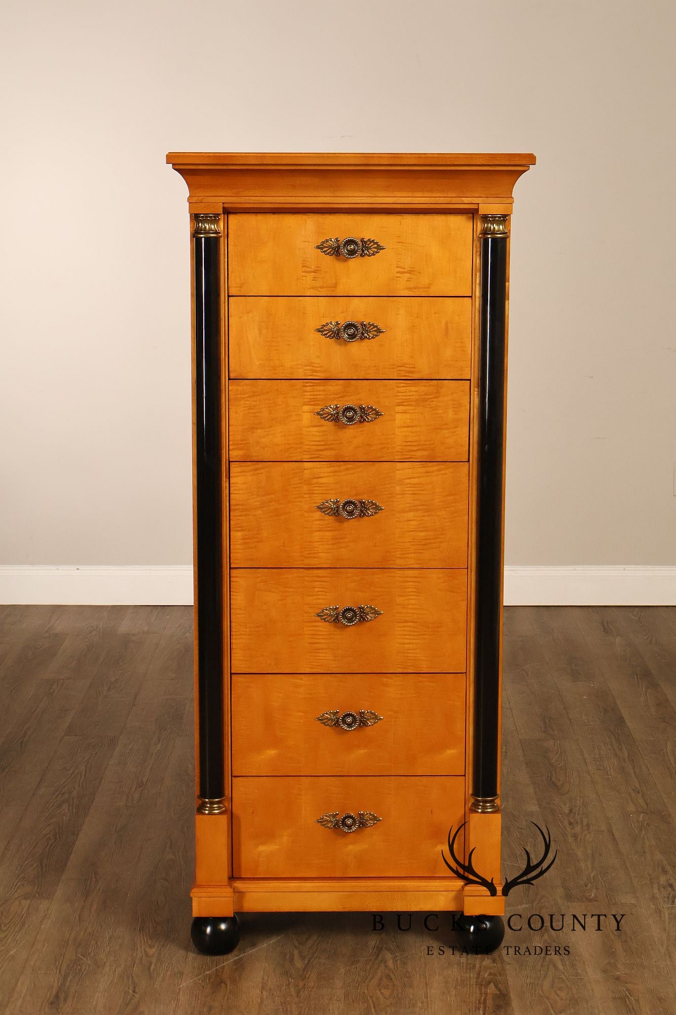 Thomasville Grand Classics Collection Empire Style Lingerie Chest