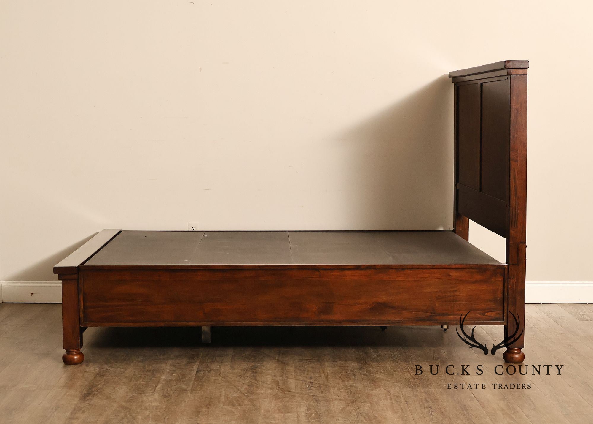 Furniture Values International Bradford Queen Storage Bed
