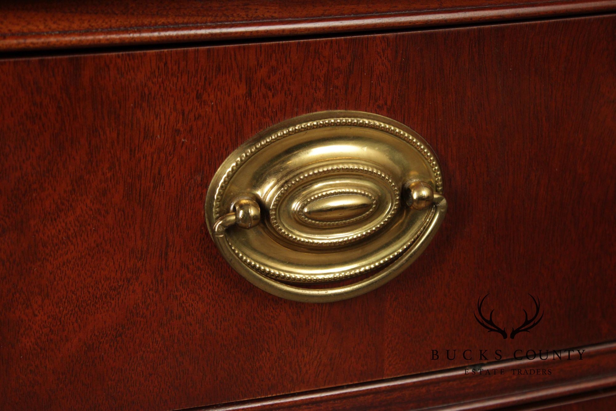 Ethan Allen Hepplewhite Style Mahogany Chest of Drawers
