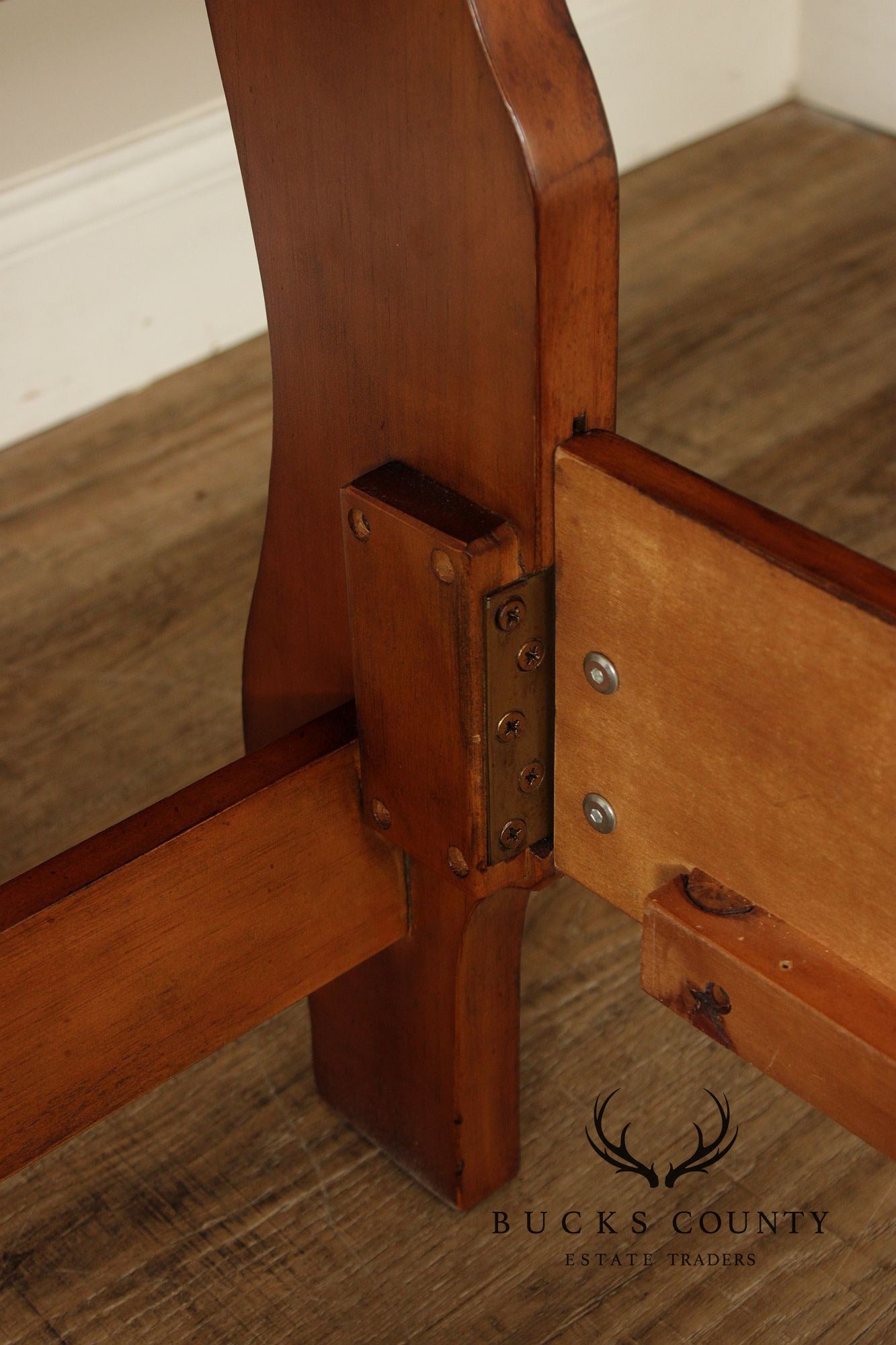 Queen Size Sleigh Bed With Iron Scroll Detail