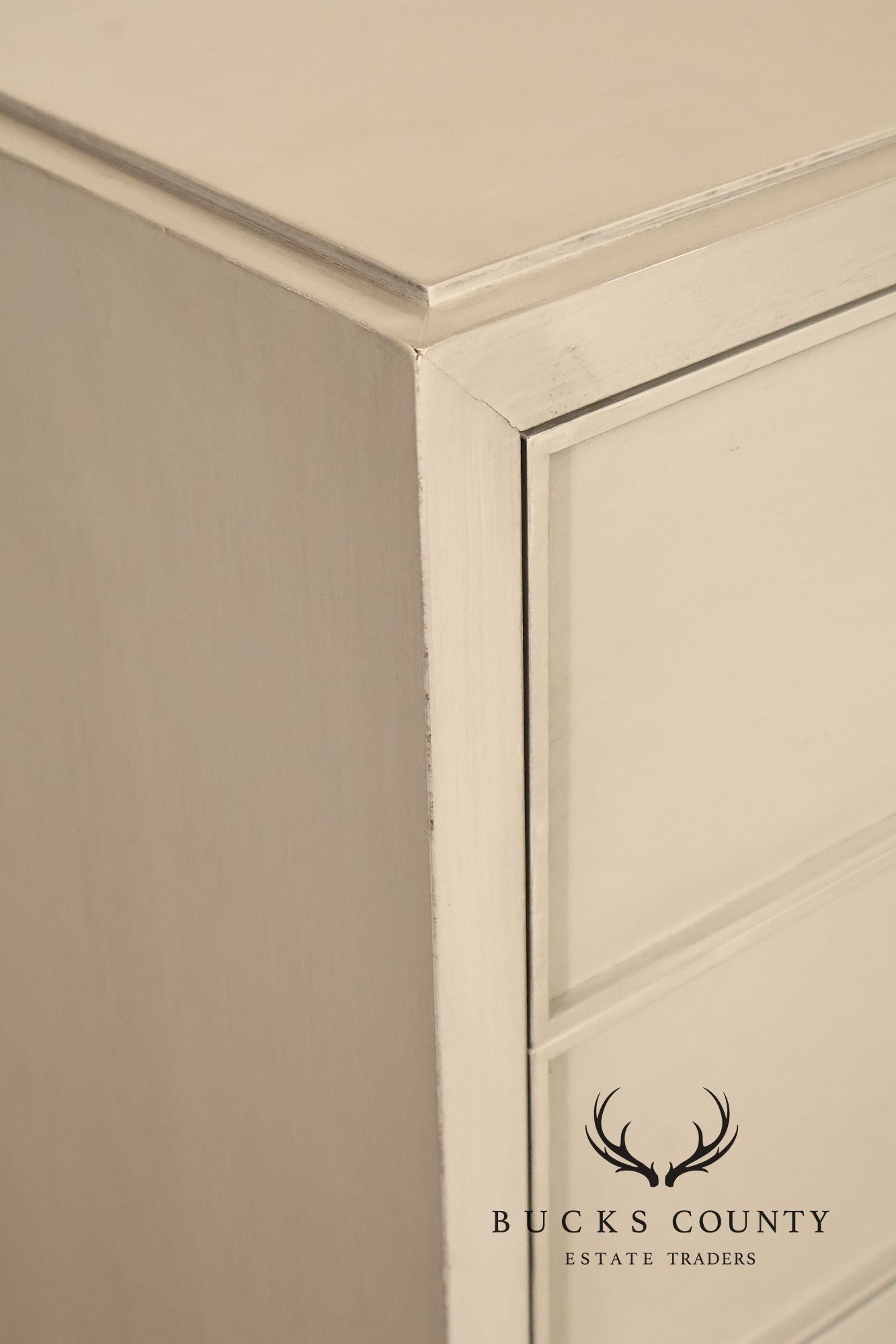 Vanguard Furniture Contemporary Pair Of Grey Three Drawer Chests Night Stands