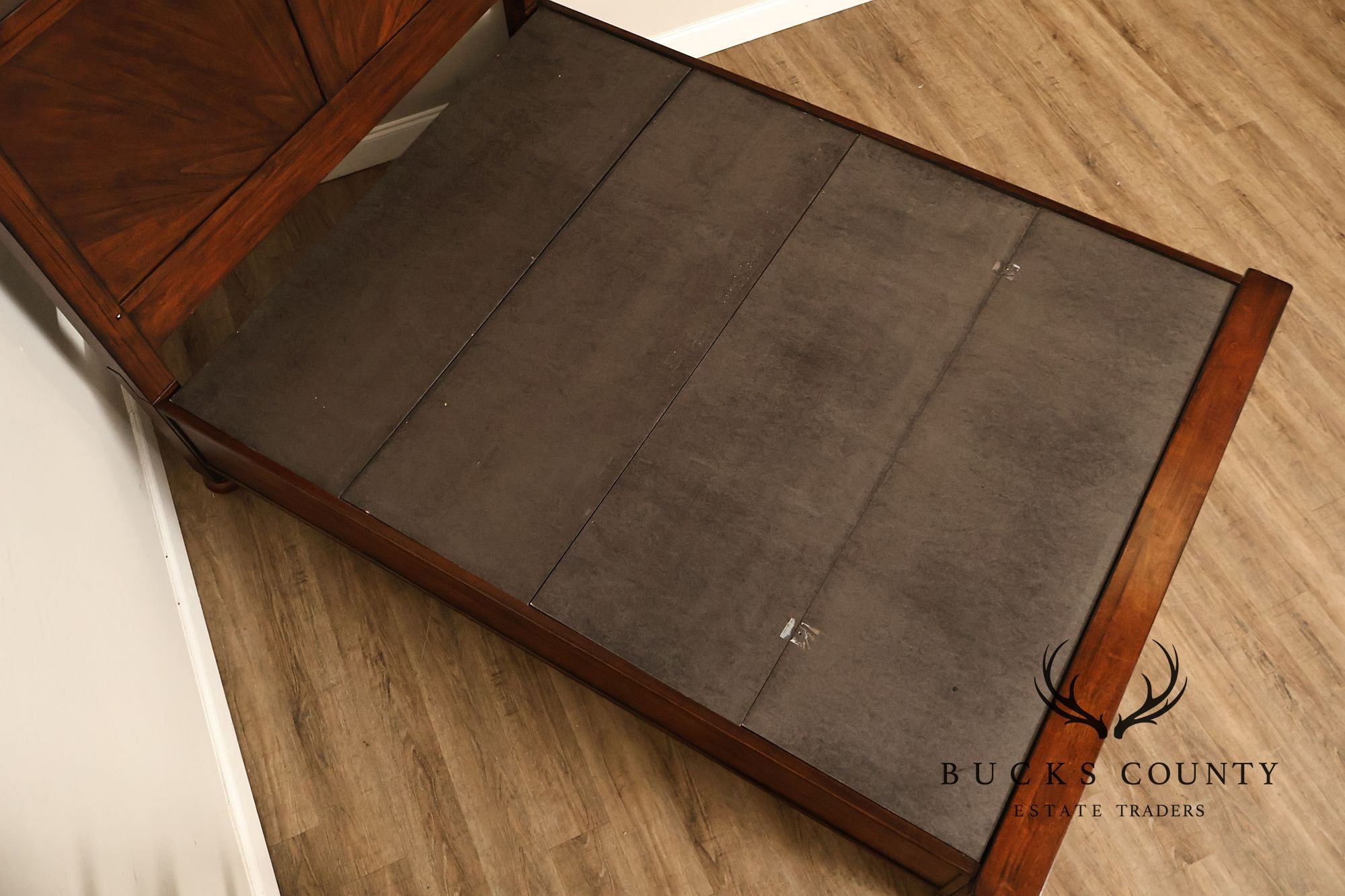 Furniture Values International Bradford Queen Storage Bed
