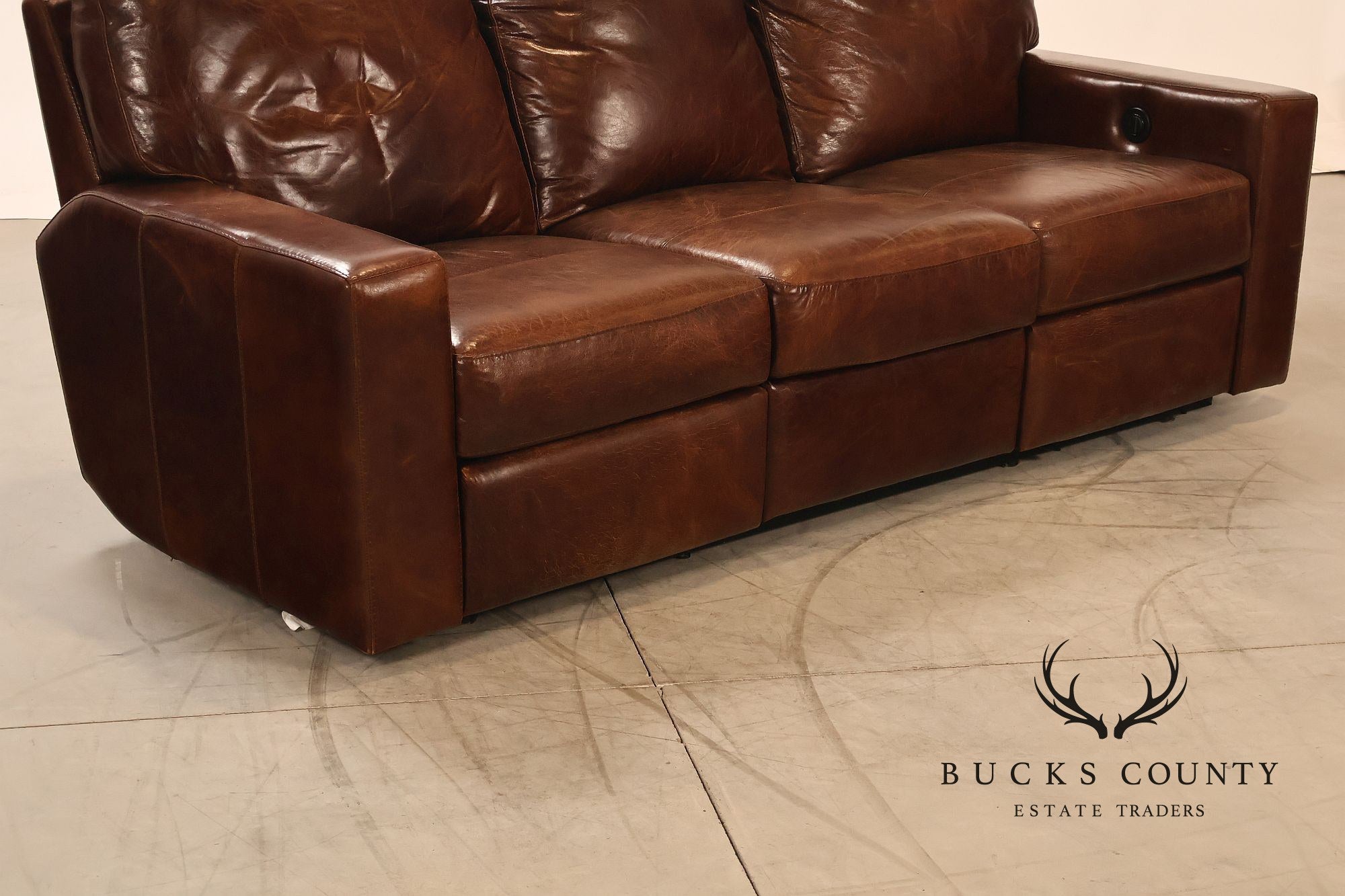 Soft Line Pair of 'Energia' Leather Power Reclining Sofas