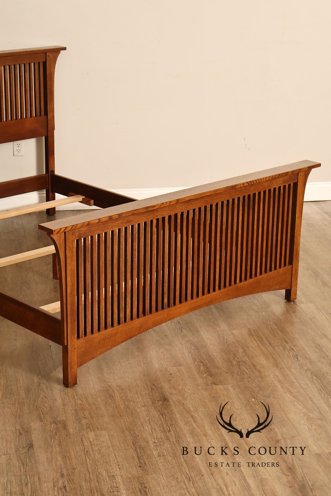 Stickley Mission Collection Oak Spindle Queen Bed