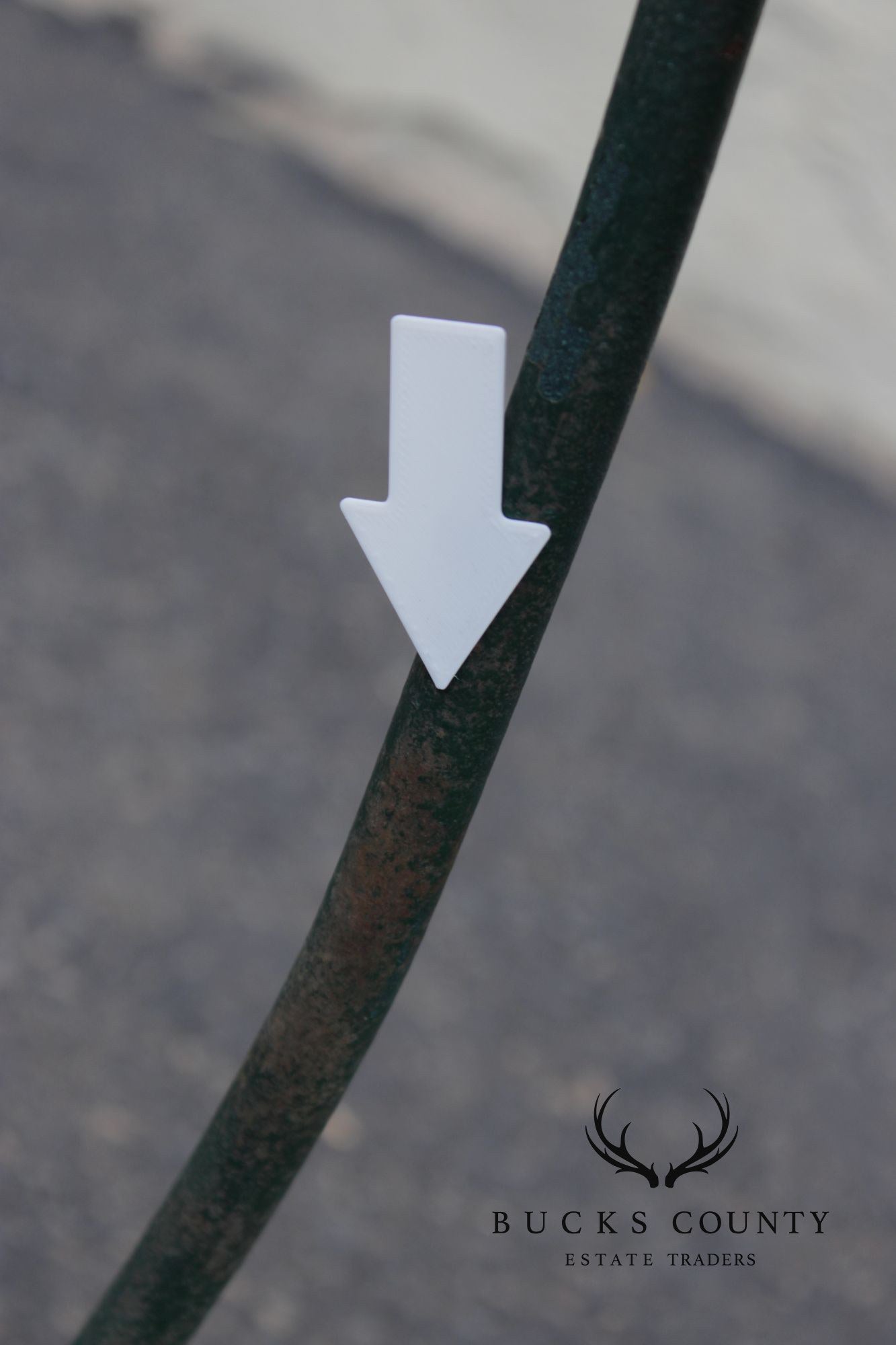 Vintage Salterini Lily Pad Leaf Wrought Iron Garden Table