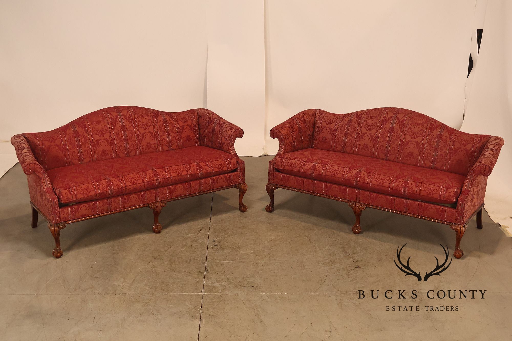 Hickory Chair 'Historical James River Plantations' Pair of Mahogany Sofas