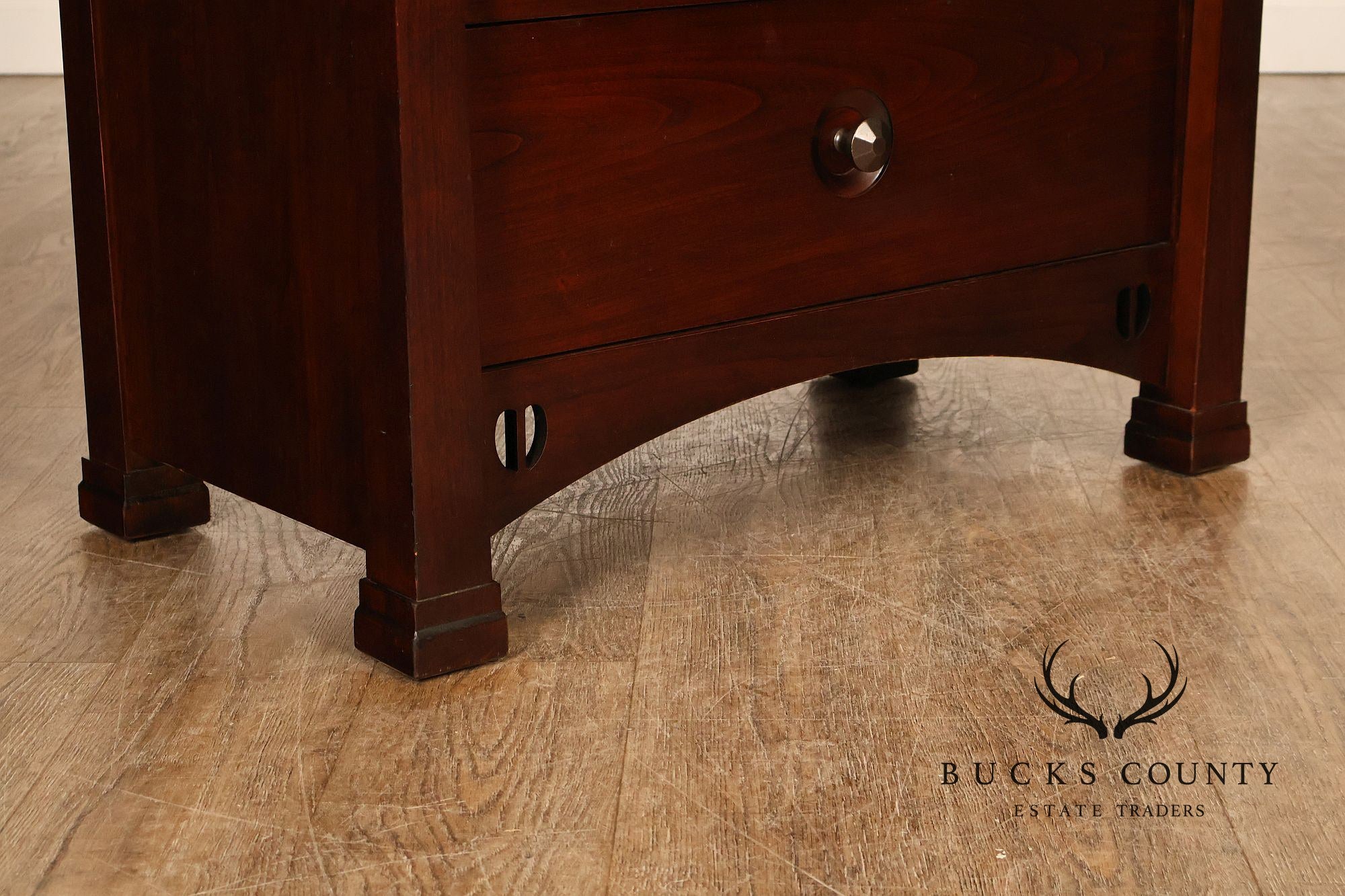 Stickley Edinburgh Collection Pair Of Cherry Nightstands