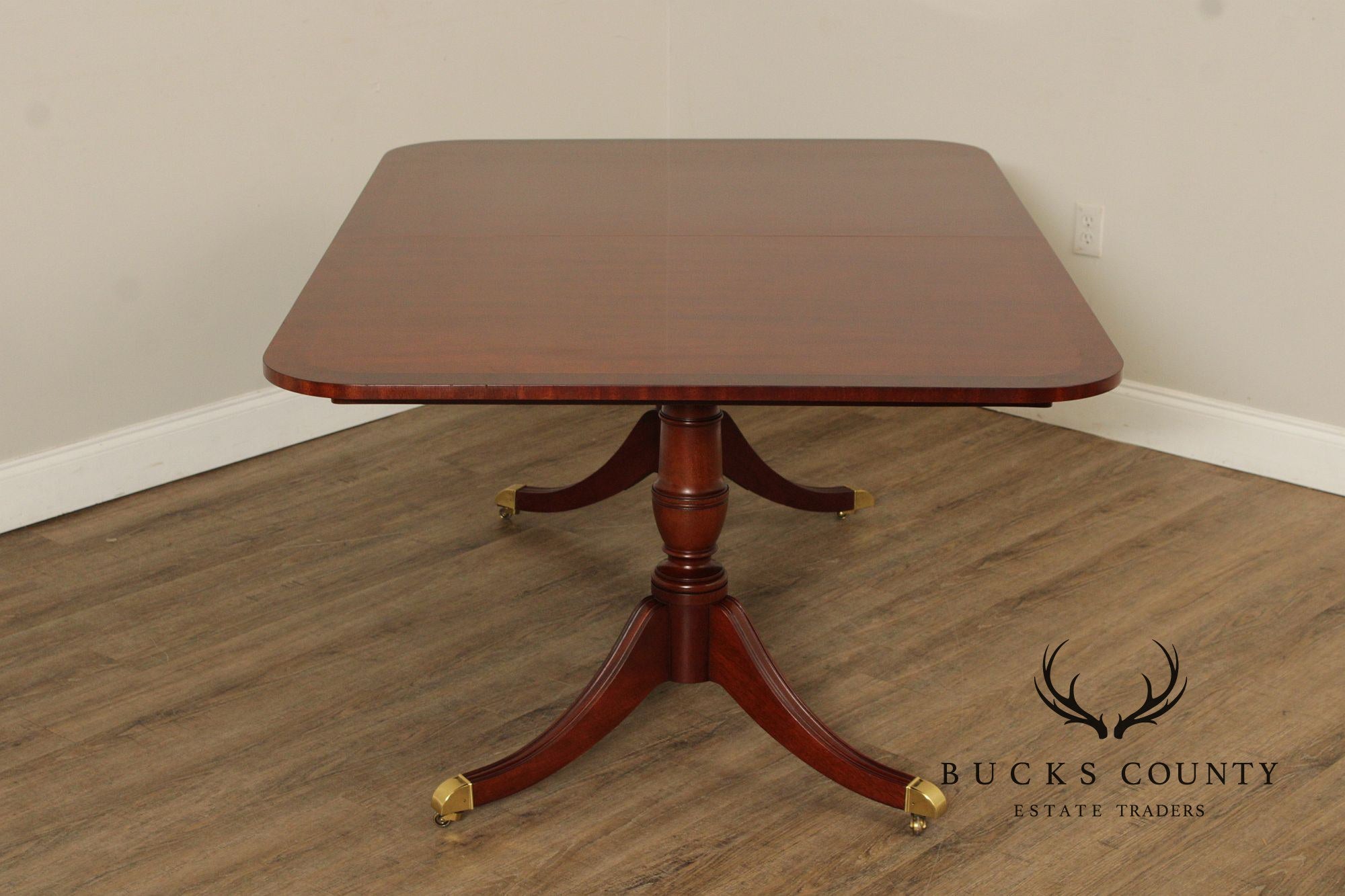 Kindel National Trust Double Pedestal Mahogany Expandable Dining Table