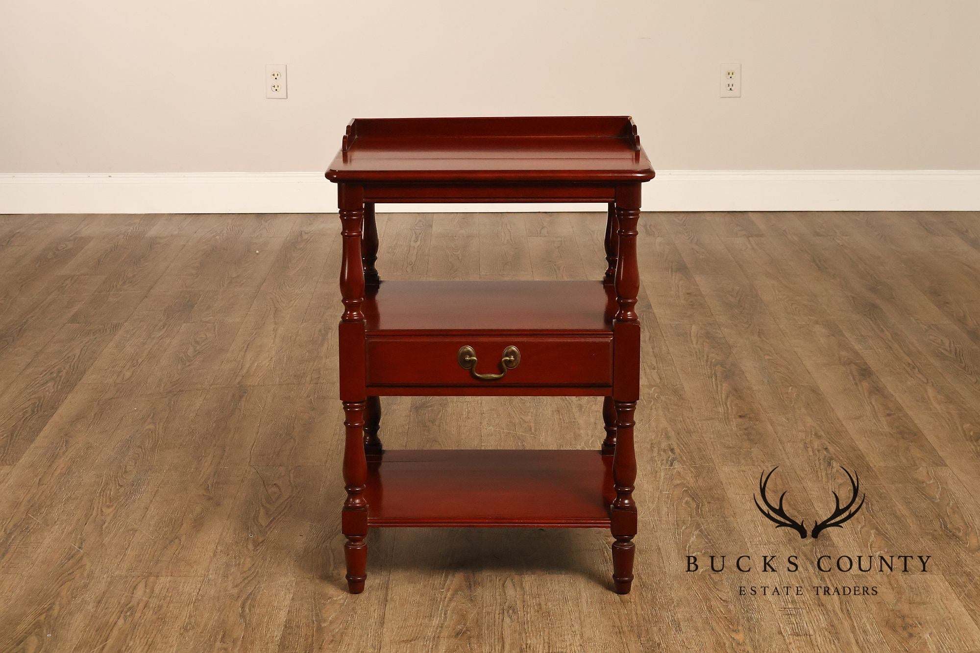 Pennsylvania House Vintage Pair Of Traditional Cherry End Tables