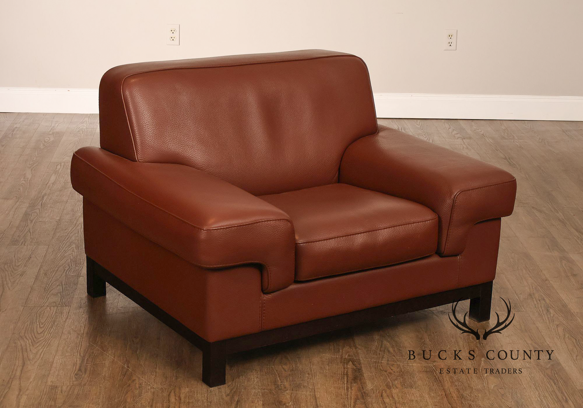 Formenti Pair of Italian Leather Lounge Chairs