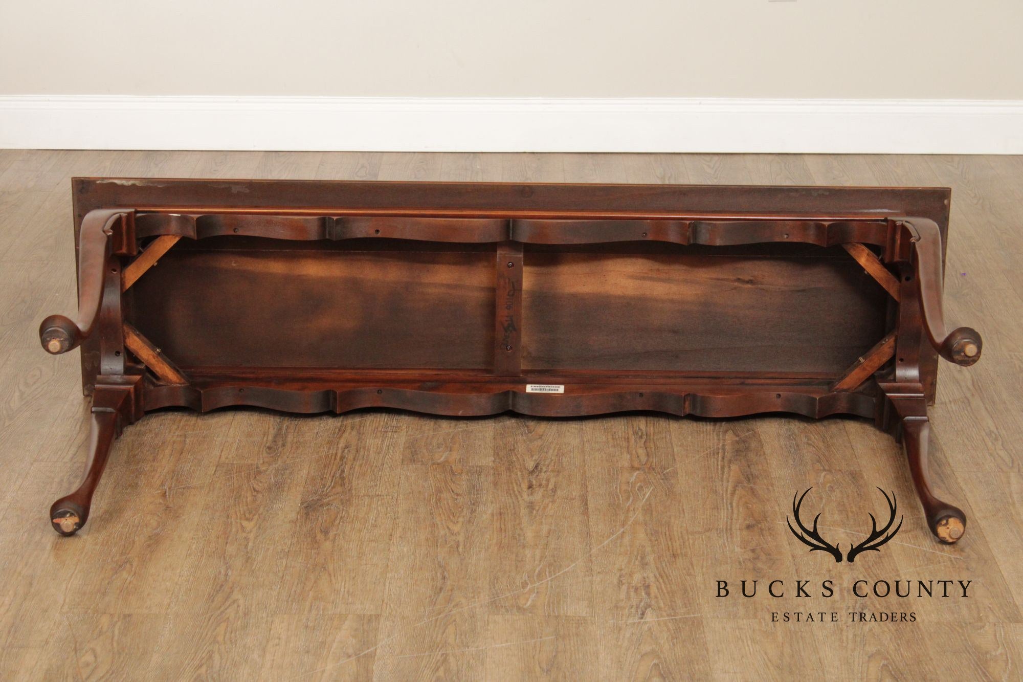 Ethan Allen Queen Anne Style Cherry Console Table