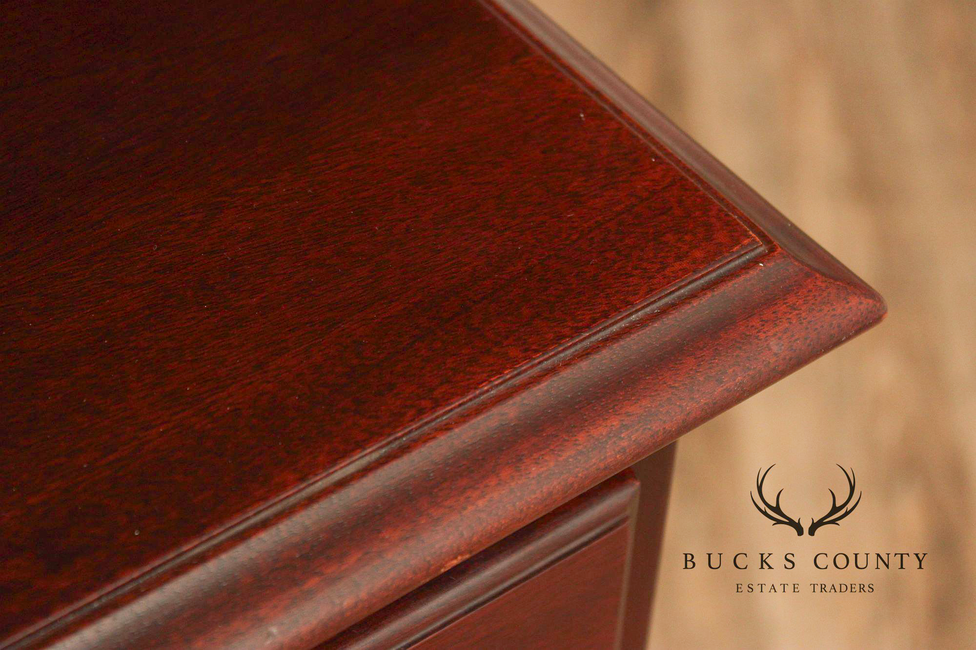 Link Taylor Heirloom Solid Mahogany Nine Drawer Dresser