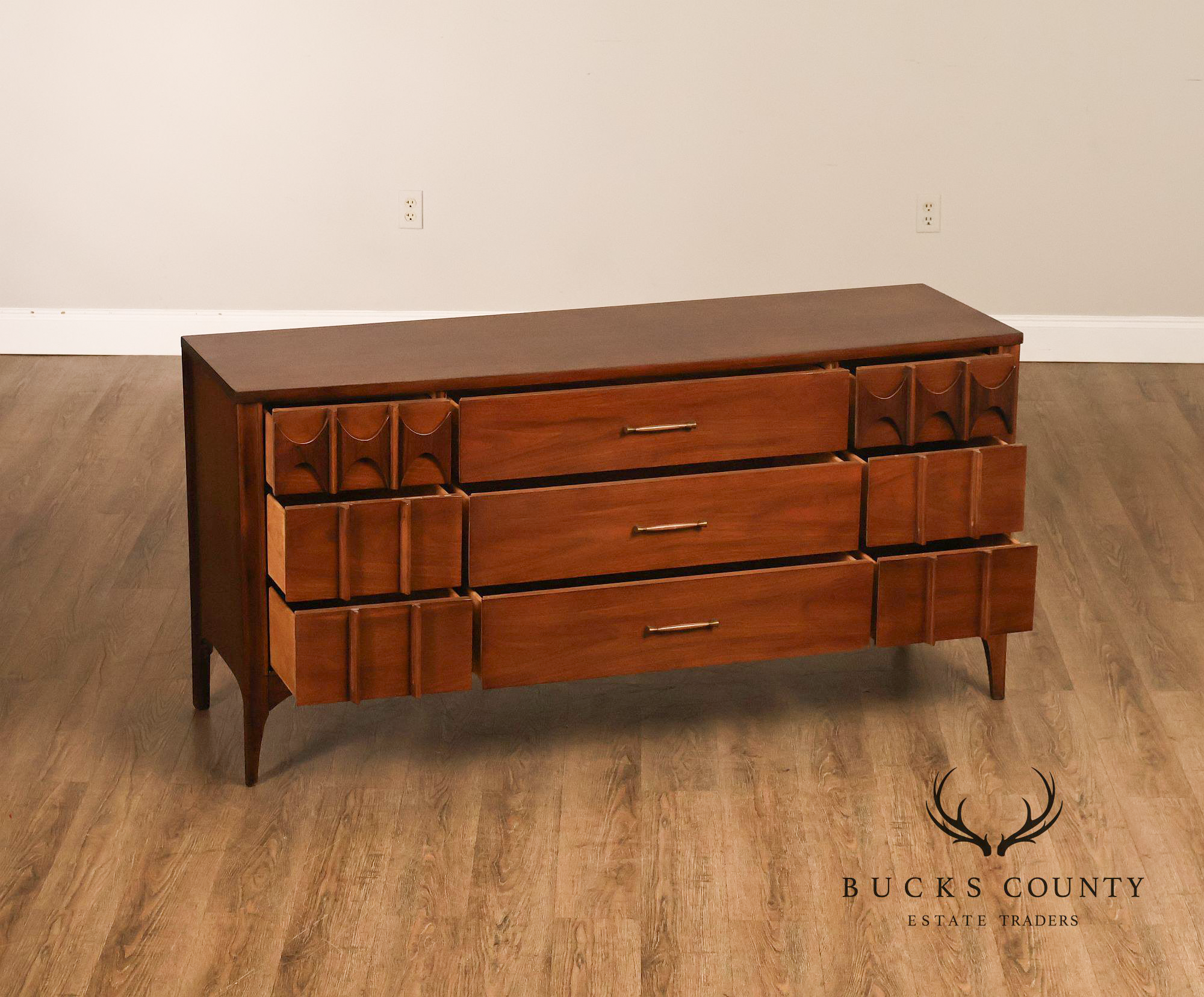 Kent Coffey Perspecta Mid Century Modern Walnut 9 Drawer Dresser