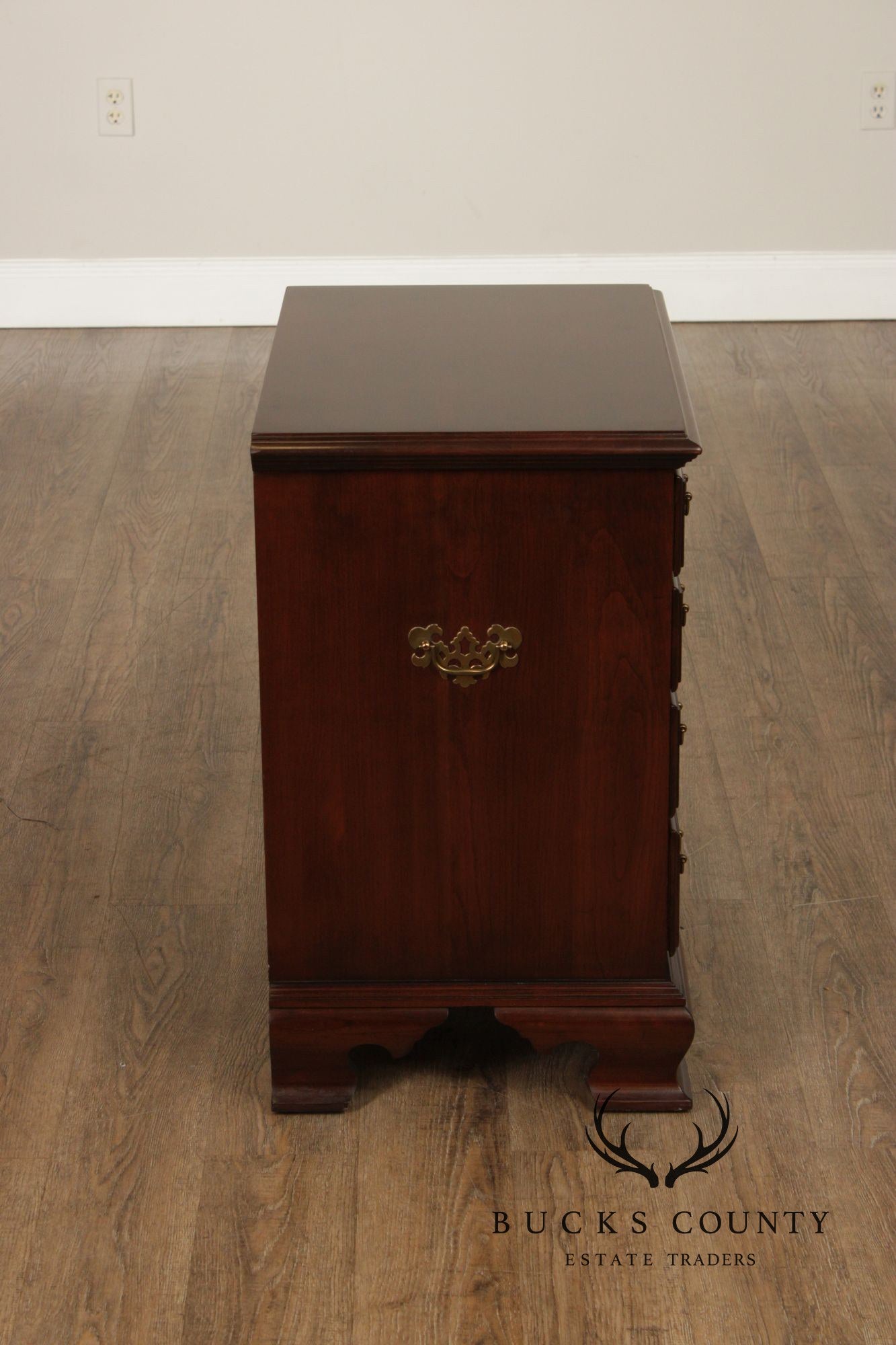 Ethan Allen Georgian Court Pair of Cherry Nightstands Chests
