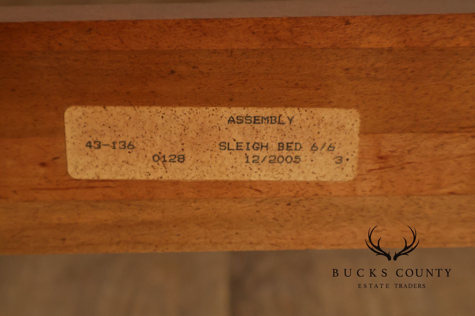 Kincaid Furniture Mission Style Cherry Slatted King Size Sleigh Bed