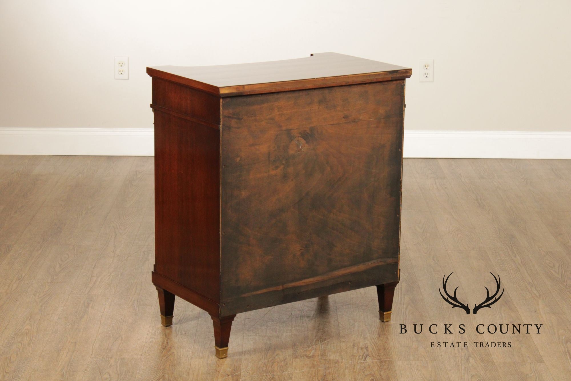 Regency Style Quality Vintage Pair of Mahogany Nightstands With Brass Accents
