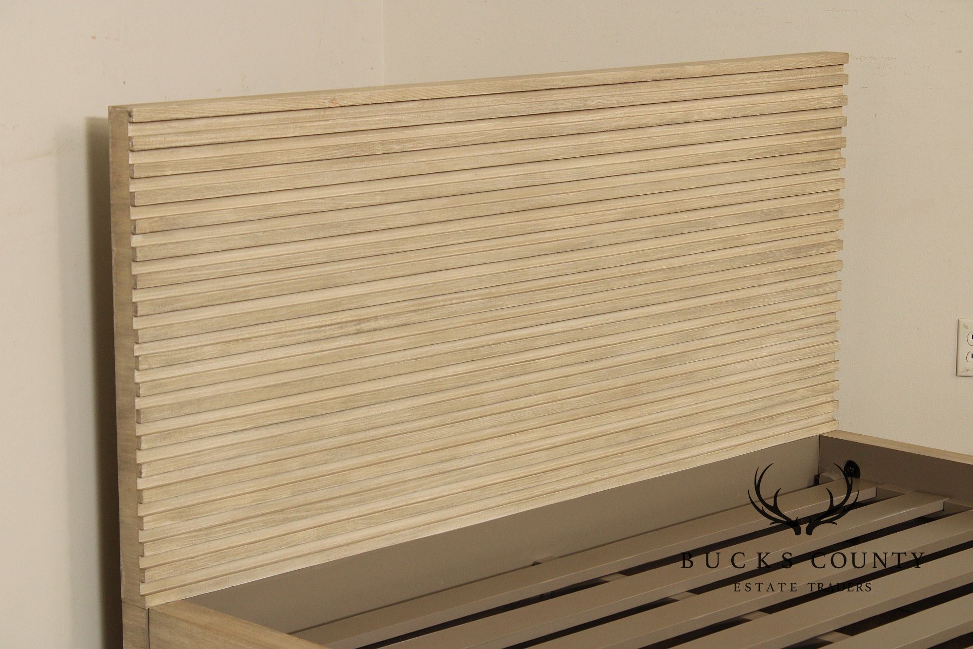 Restoration Hardware Mesa Platform Queen Bed