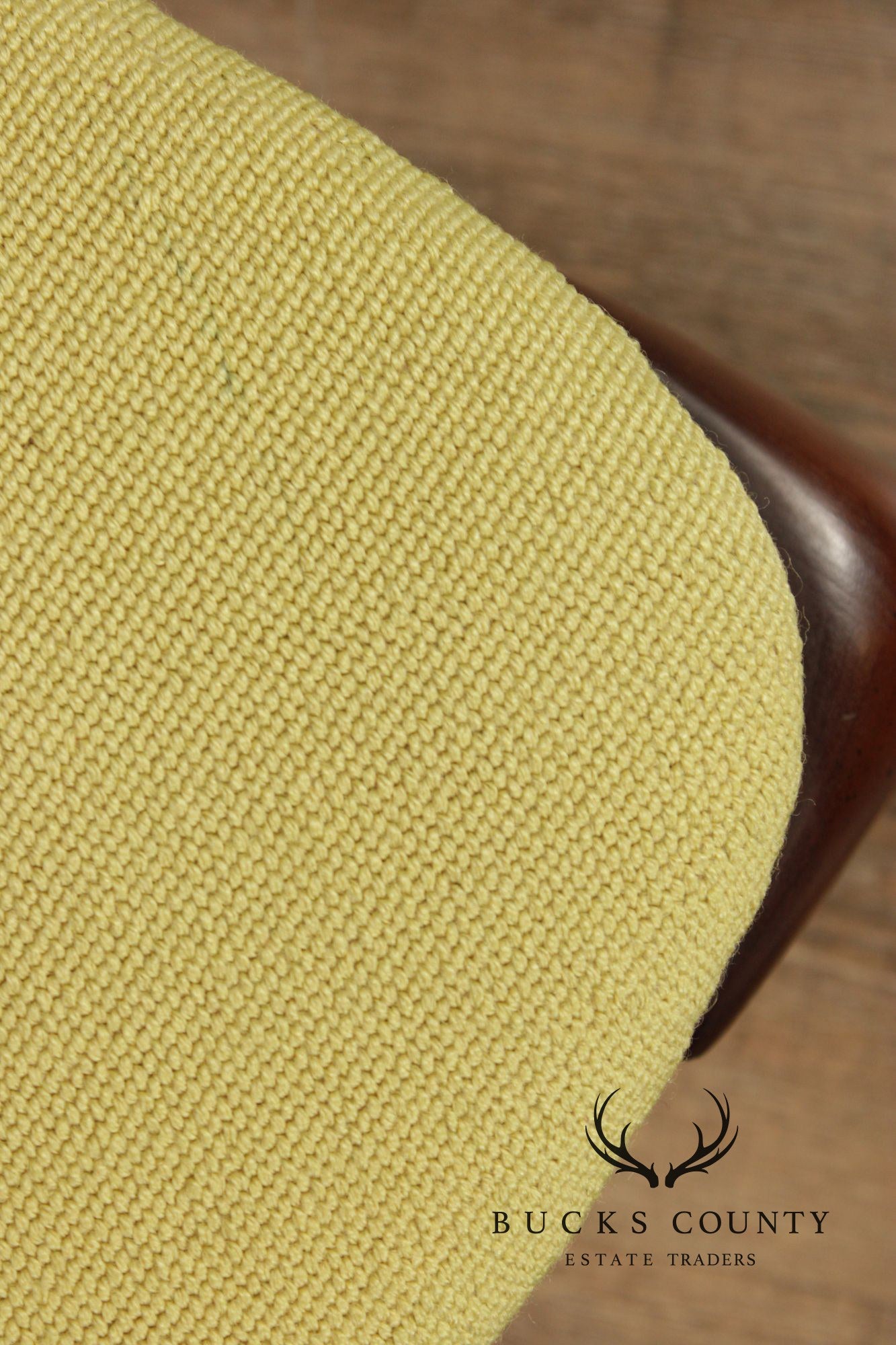 Queen Anne Style Mahogany Corner Chair