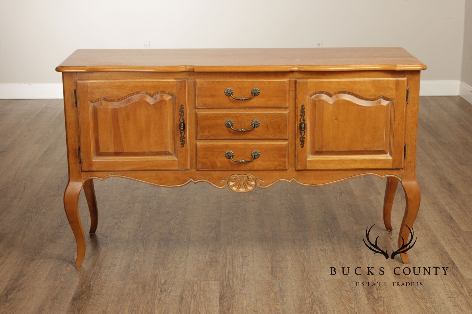 Ethan Allen 'Country French' Sideboard
