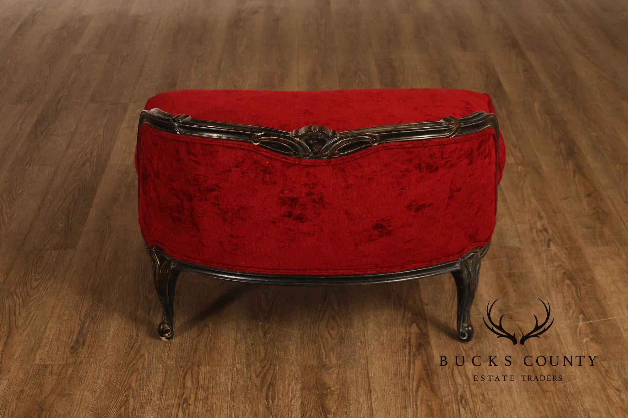 Henredon Louis XV Style Pair Of Red Upholstered Bergère Lounge Chairs
