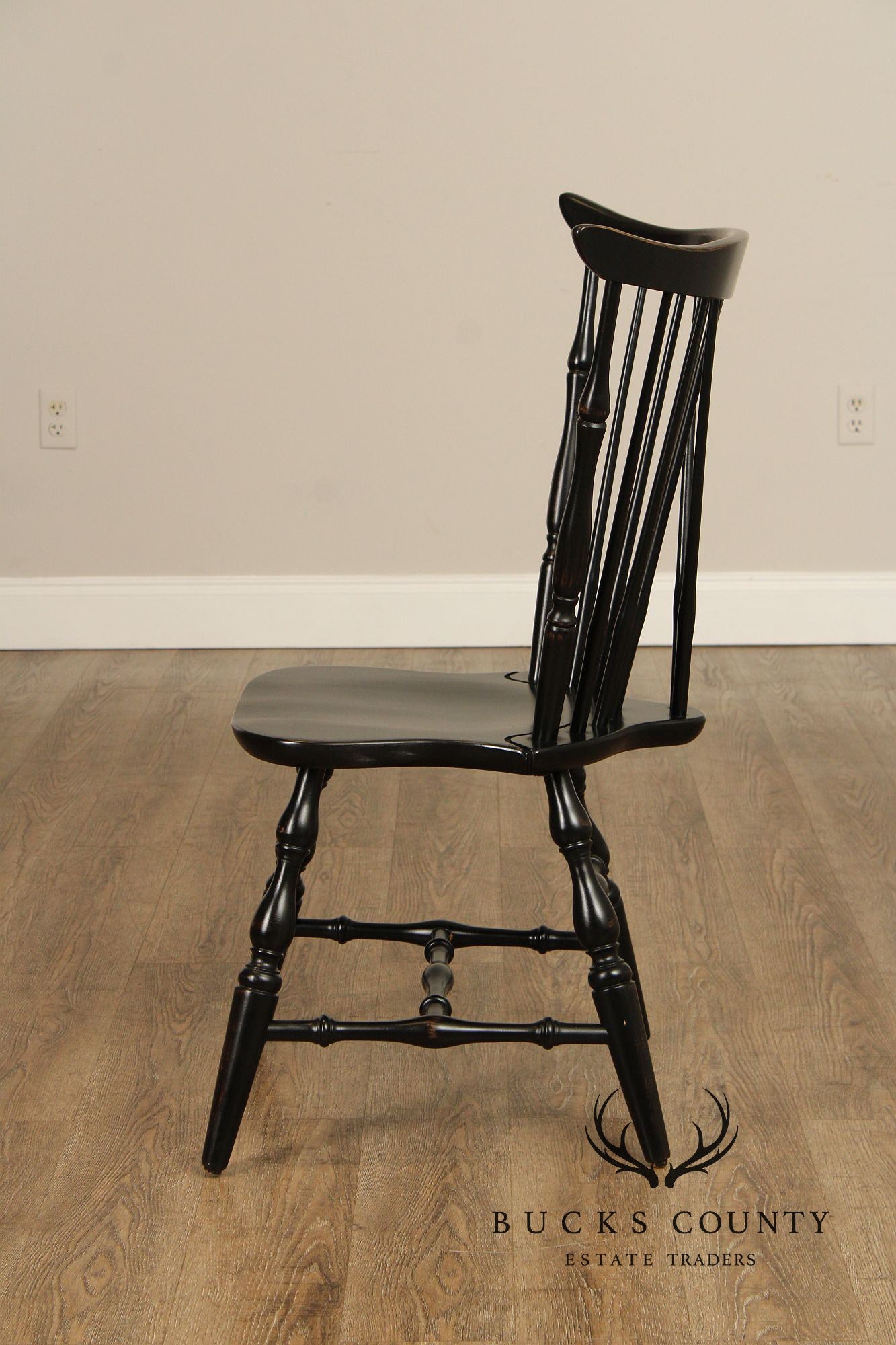 Quality Set Of Eight Black Painted Windsor Dining Chairs