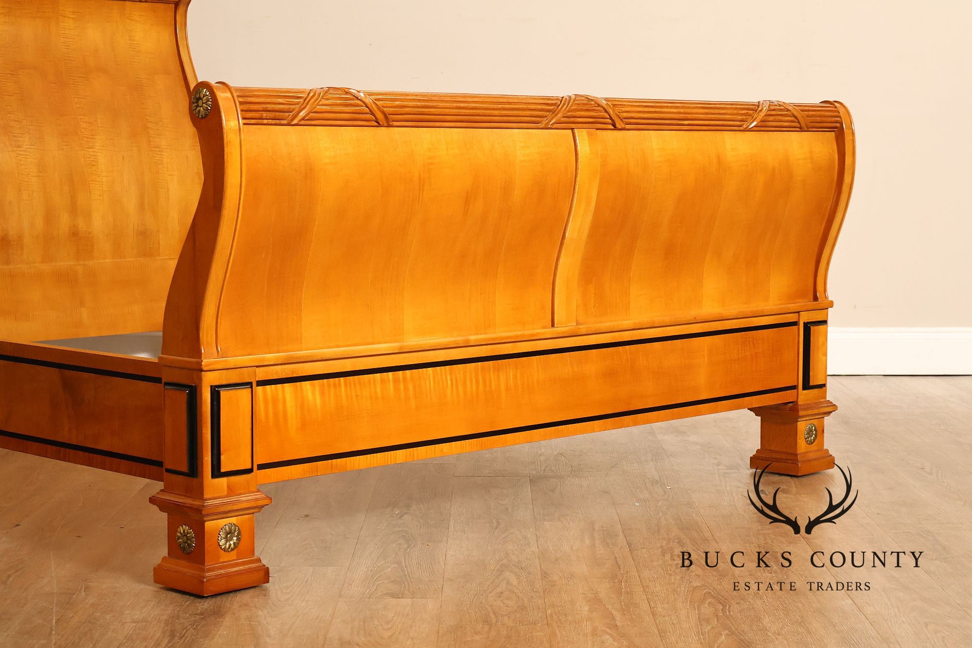 Thomasville Grand Classics Collection Empire Style Queen Sleigh Bed