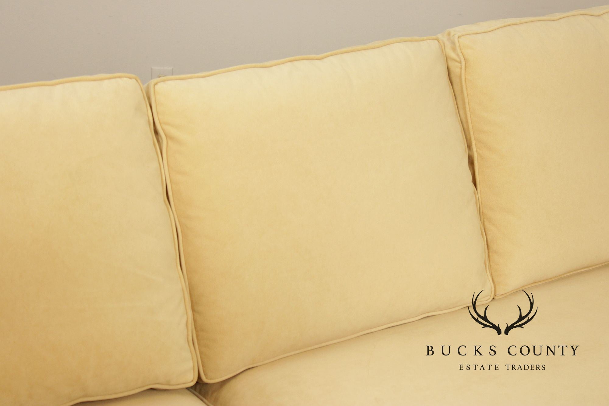 Sherrill Classic Modern Style Two-Piece Sectional Sofa